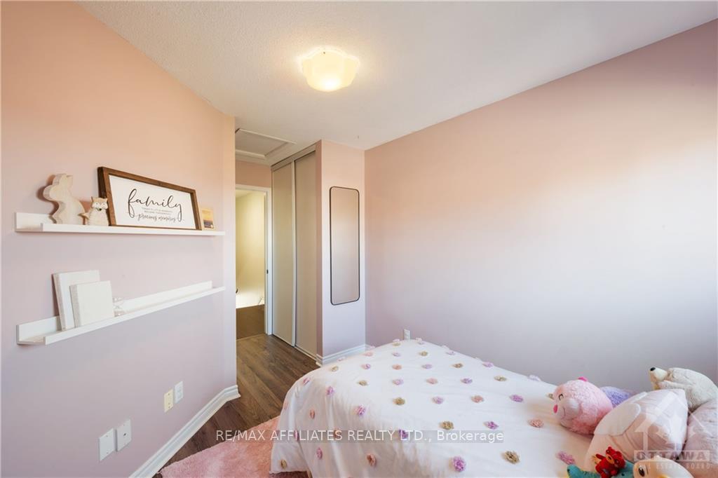 Photo 13 of 52 Spruce Crescent, Arnprior — HOMEH