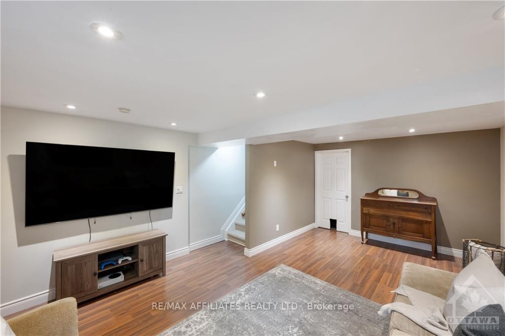 Photo 28 of 52 Spruce Crescent, Arnprior — HOMEH