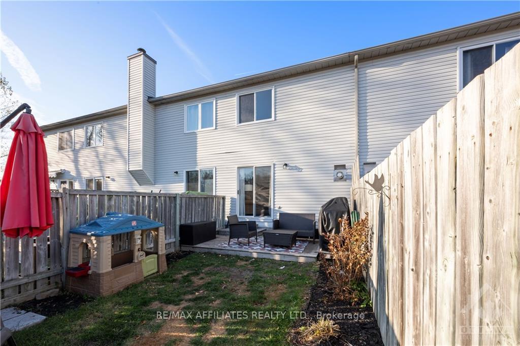 Photo 29 of 52 Spruce Crescent, Arnprior — HOMEH