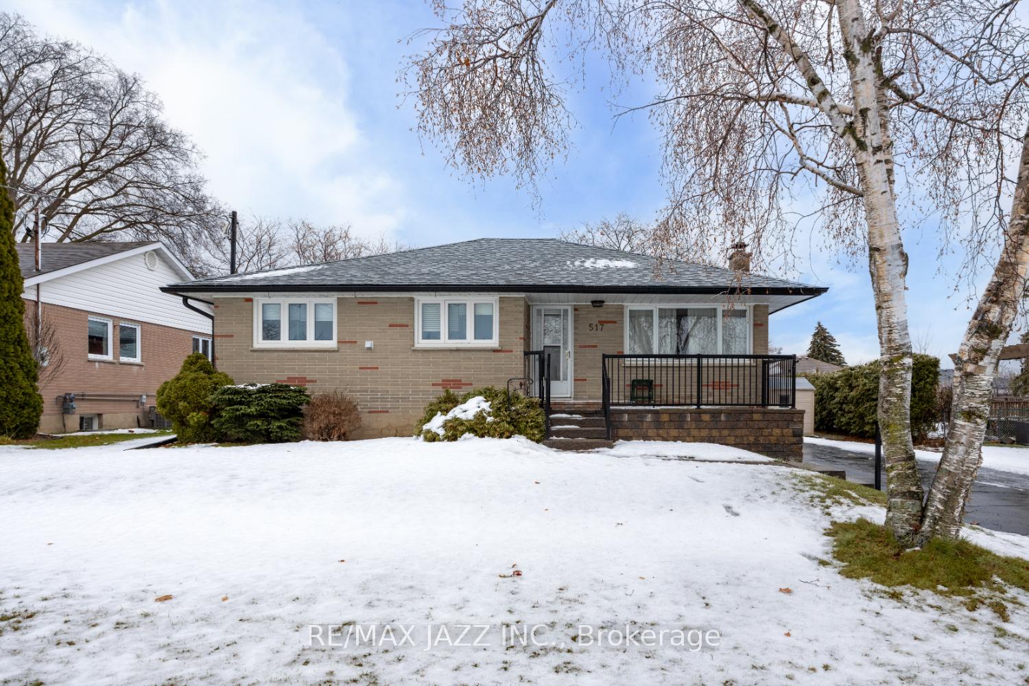 Photo 1 of 517 Kelly Avenue, Oshawa, Samac — HOMEH