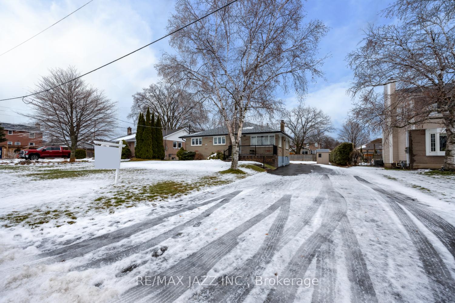 Photo 37 of 517 Kelly Avenue, Oshawa, Samac — HOMEH