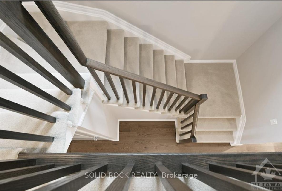 Photo 5 of 215 Magpie Street, Ottawa, Blossom Park/Kemp Park/Findlay Creek — HOMEH