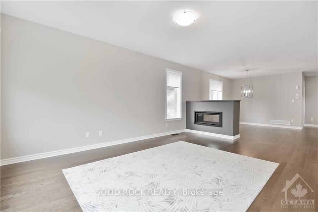 Photo 8 of 215 Magpie Street, Ottawa, Blossom Park/Kemp Park/Findlay Creek — HOMEH