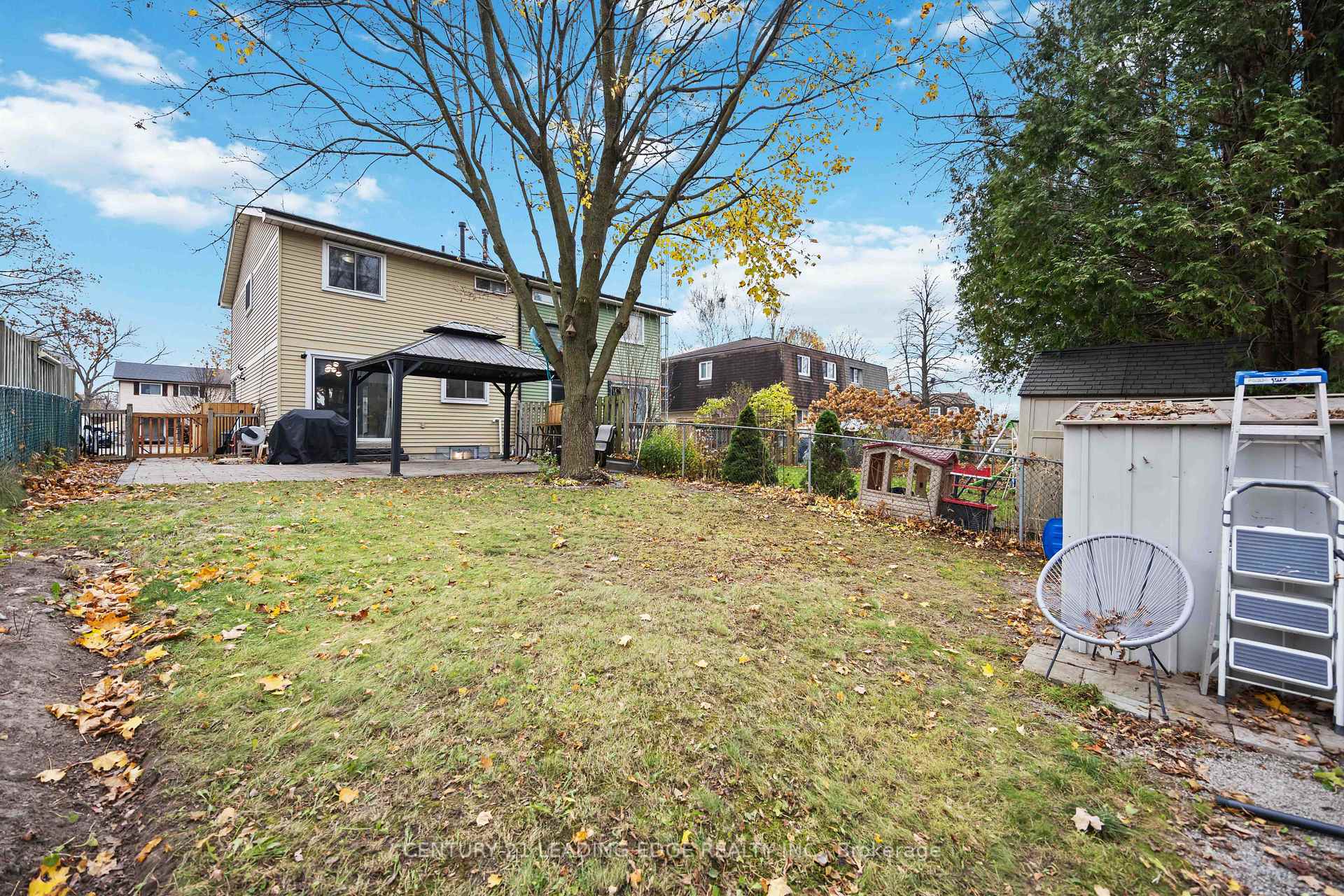 Photo 26 of 530 Lancelot Crescent, Oshawa, Eastdale — HOMEH