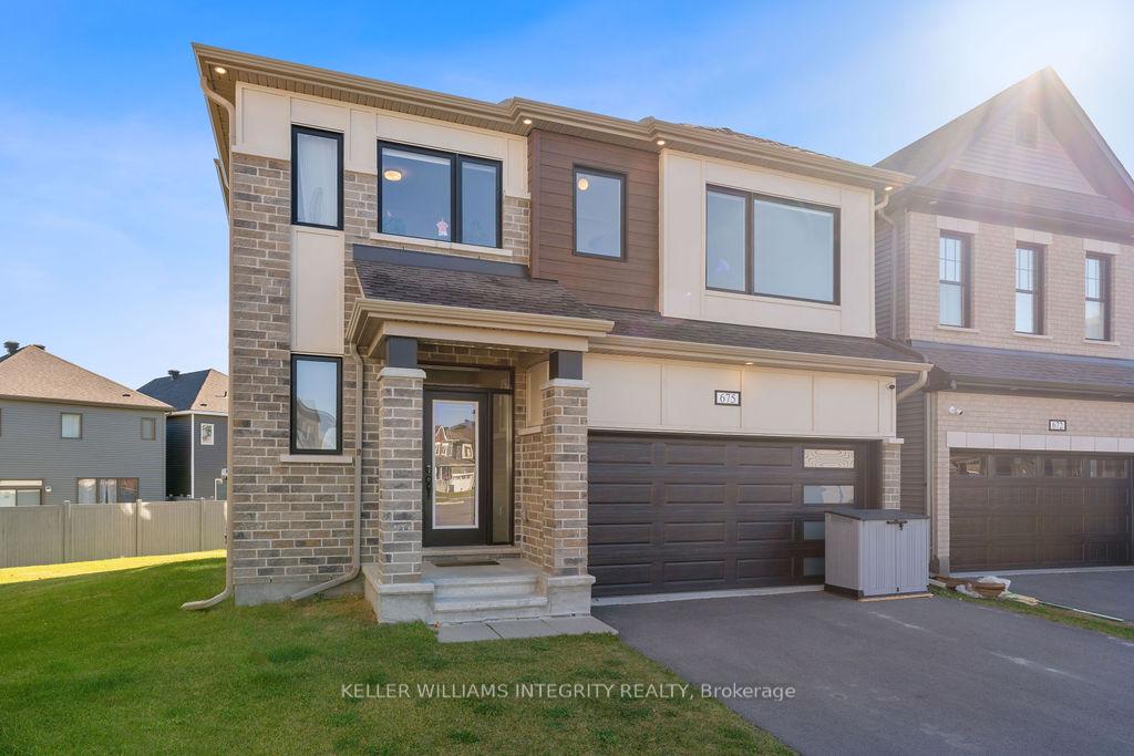 Photo 2 of 675 Rye Grass Way, Ottawa, Barrhaven - Half Moon Bay — HOMEH