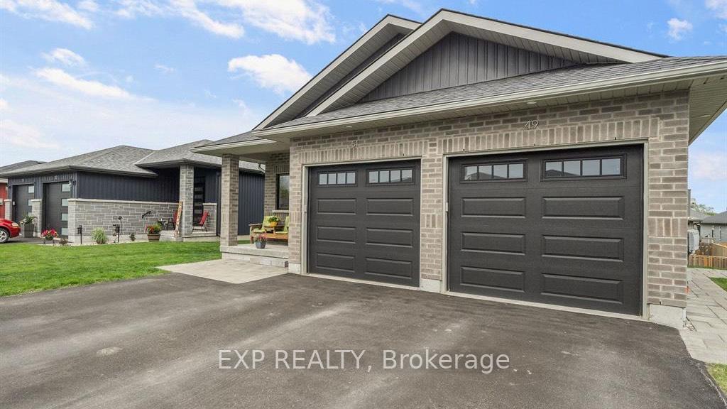Photo 1 of 51 Dewal Place, Belleville, Belleville Ward — HOMEH