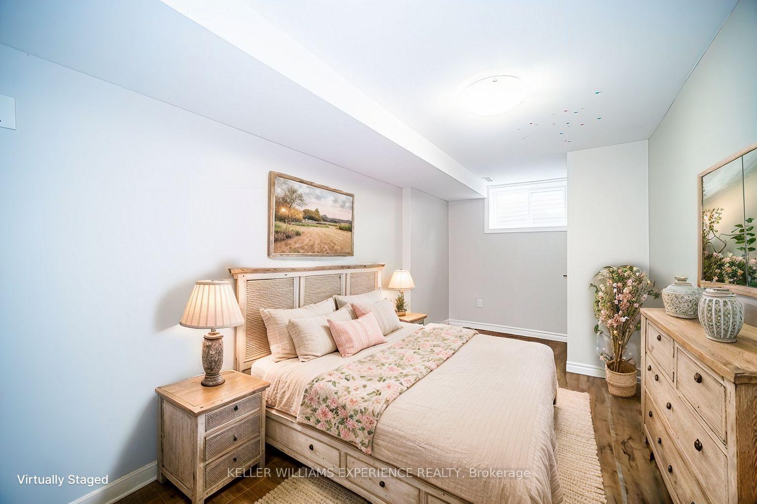 Photo 29 of 39 Laurie Crescent, Barrie, Wellington — HOMEH