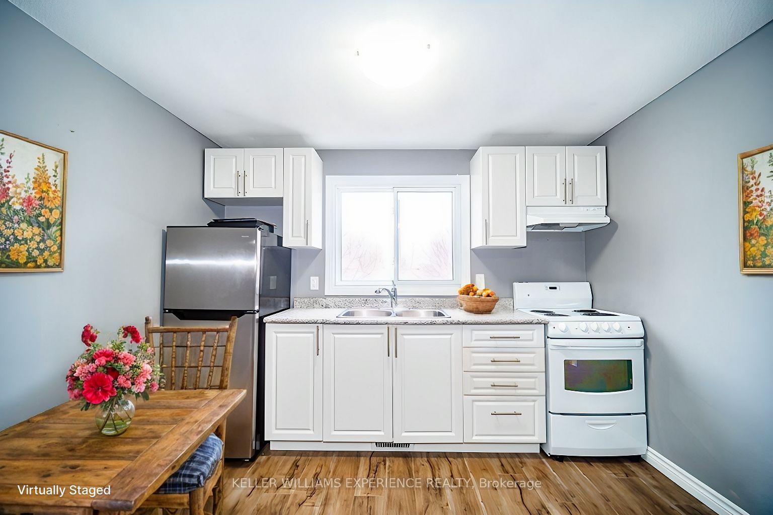 Photo 35 of 39 Laurie Crescent, Barrie, Wellington — HOMEH
