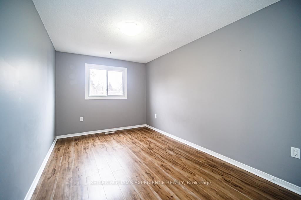 Photo 45 of 39 Laurie Crescent, Barrie, Wellington — HOMEH