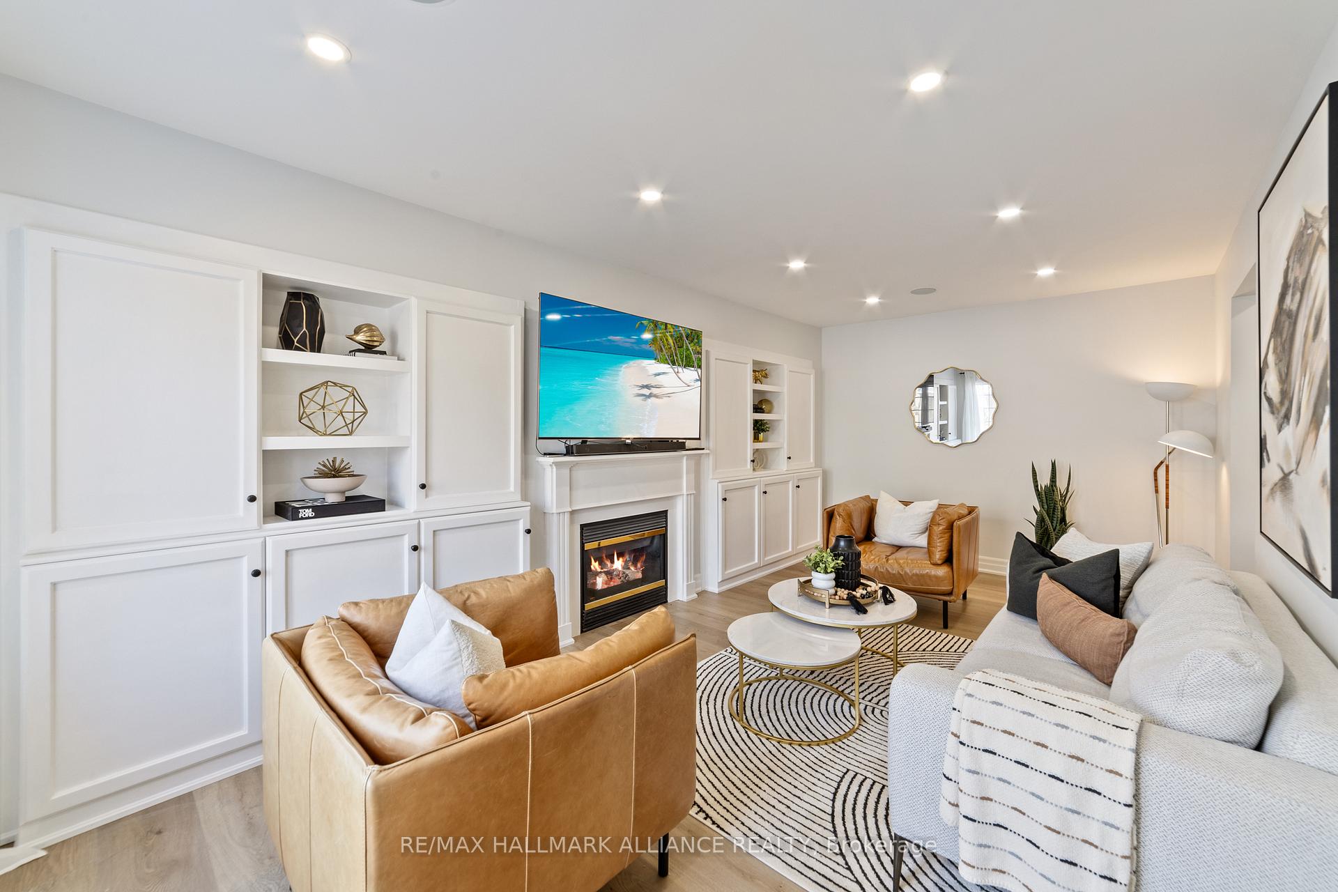 Photo 4 of Unit 7, 2511 Boros Road, Burlington, Rose — HOMEH