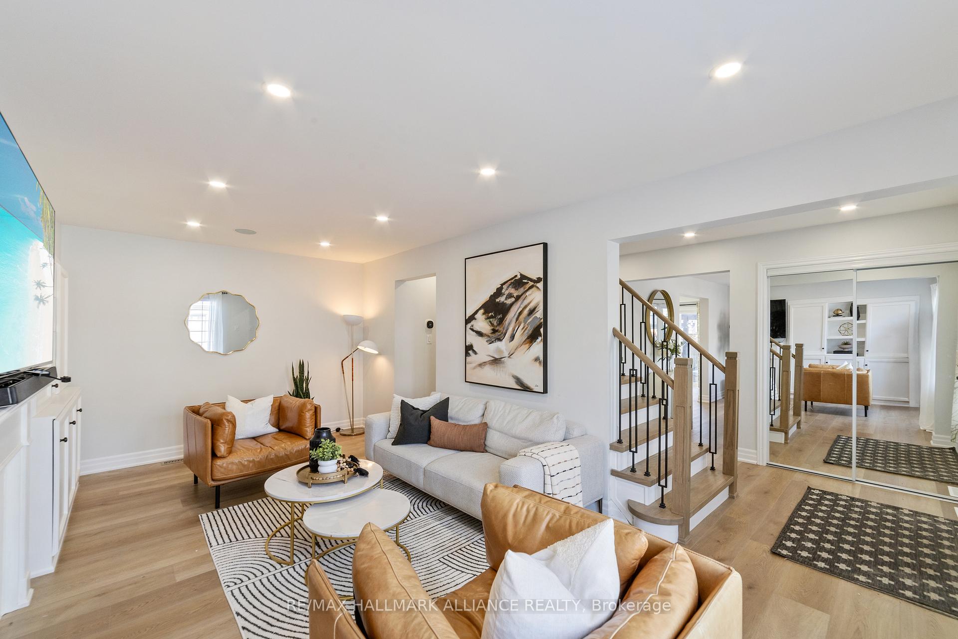 Photo 5 of Unit 7, 2511 Boros Road, Burlington, Rose — HOMEH
