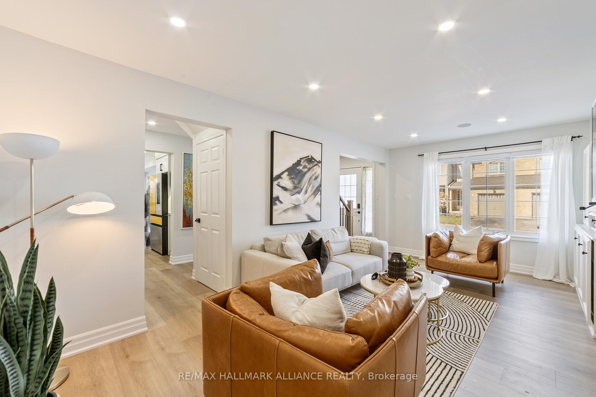 Photo 6 of Unit 7, 2511 Boros Road, Burlington, Rose — HOMEH