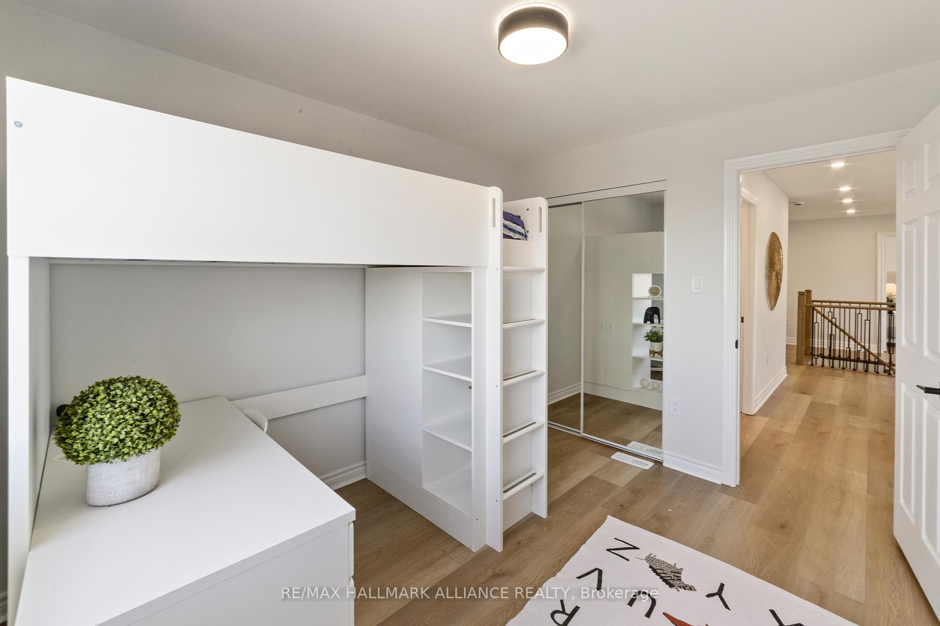 Photo 18 of Unit 7, 2511 Boros Road, Burlington, Rose — HOMEH