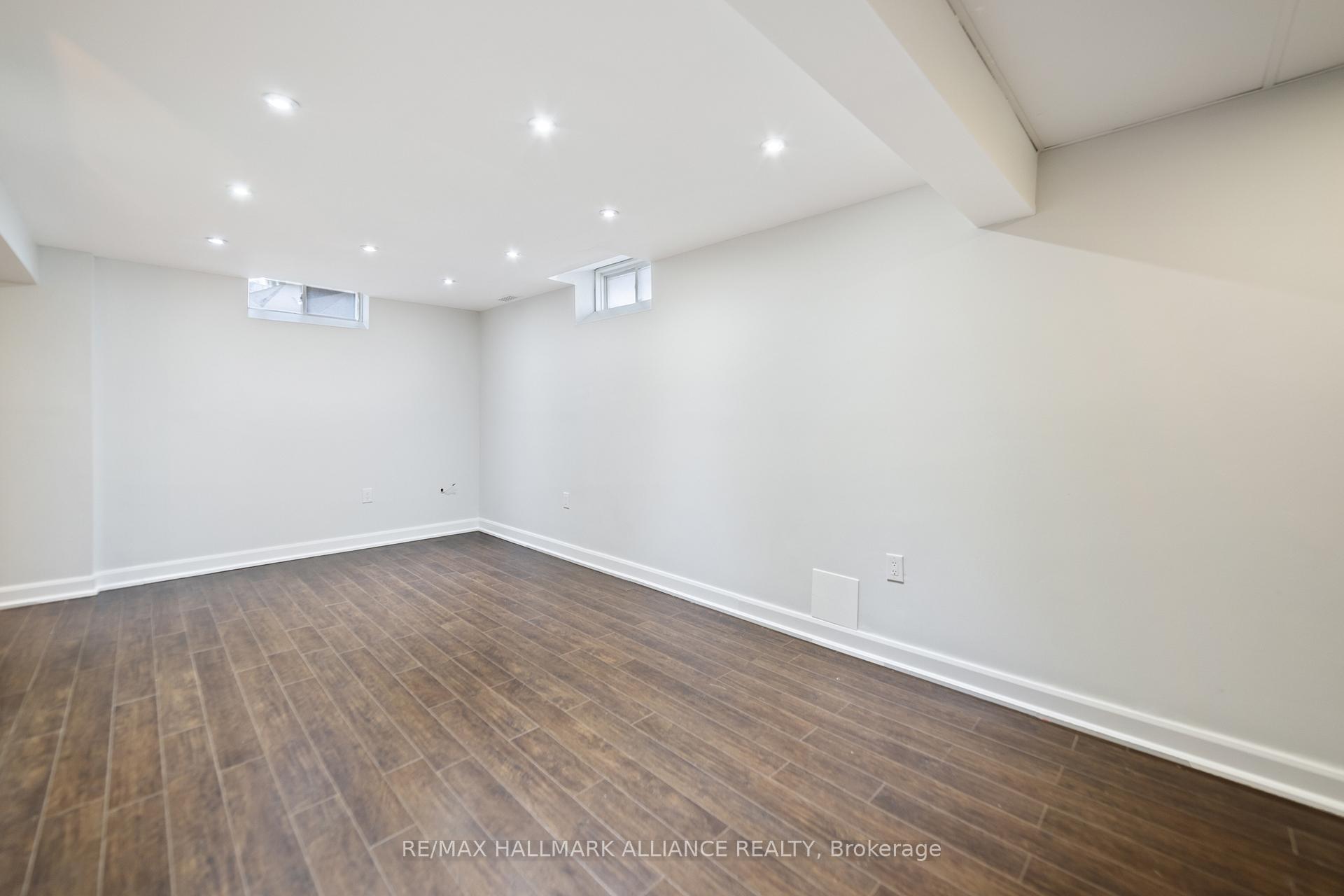 Photo 27 of Unit 7, 2511 Boros Road, Burlington, Rose — HOMEH