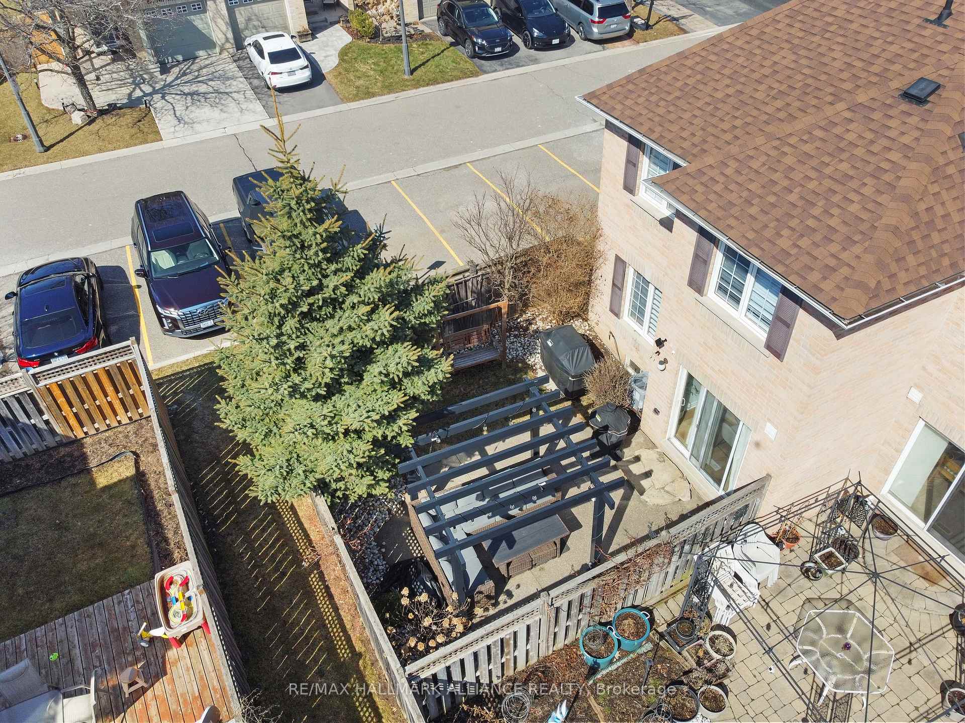 Photo 34 of Unit 7, 2511 Boros Road, Burlington, Rose — HOMEH