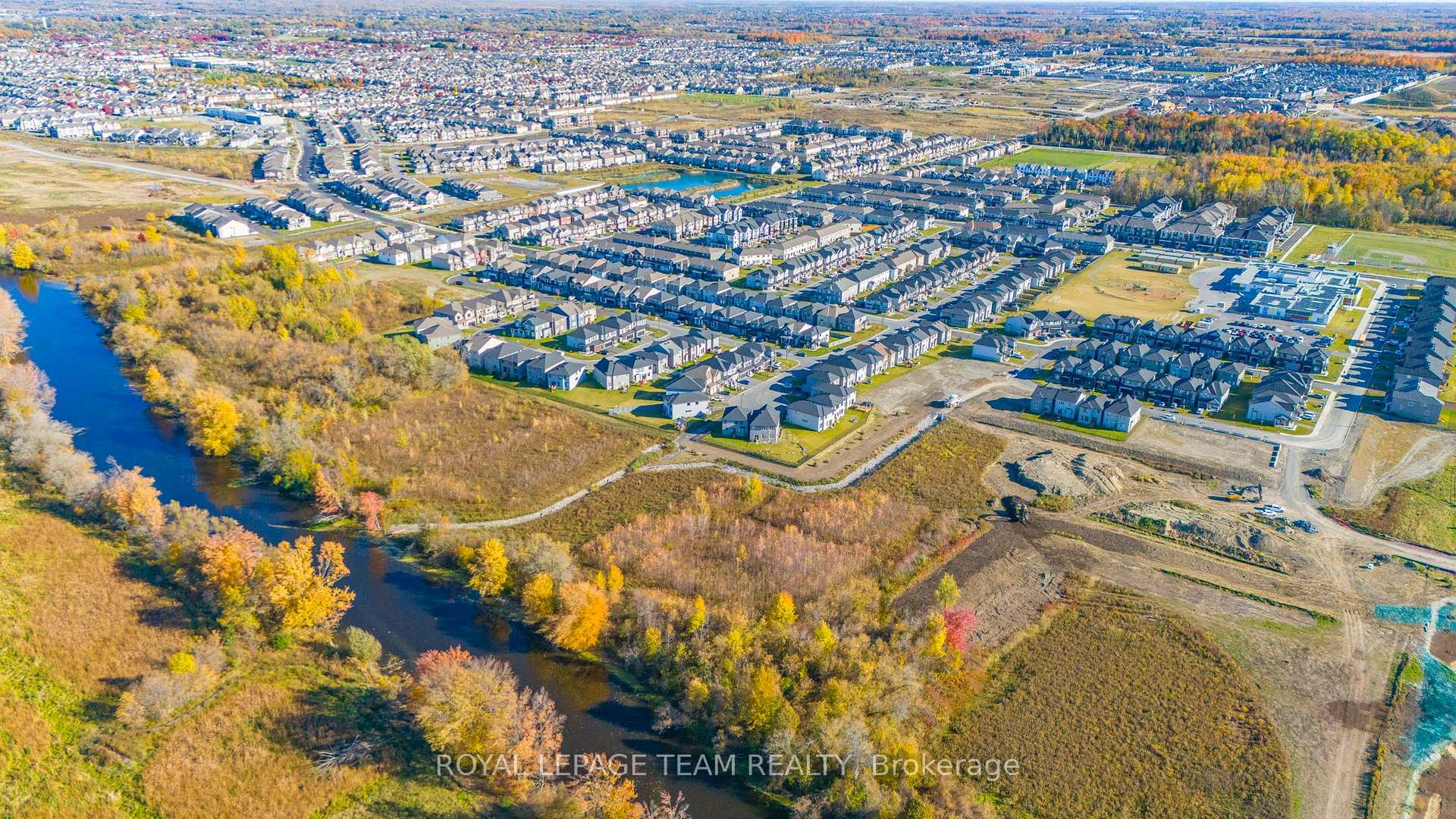 Photo 10 of 326 Finial Way, Ottawa, Barrhaven - Half Moon Bay — HOMEH