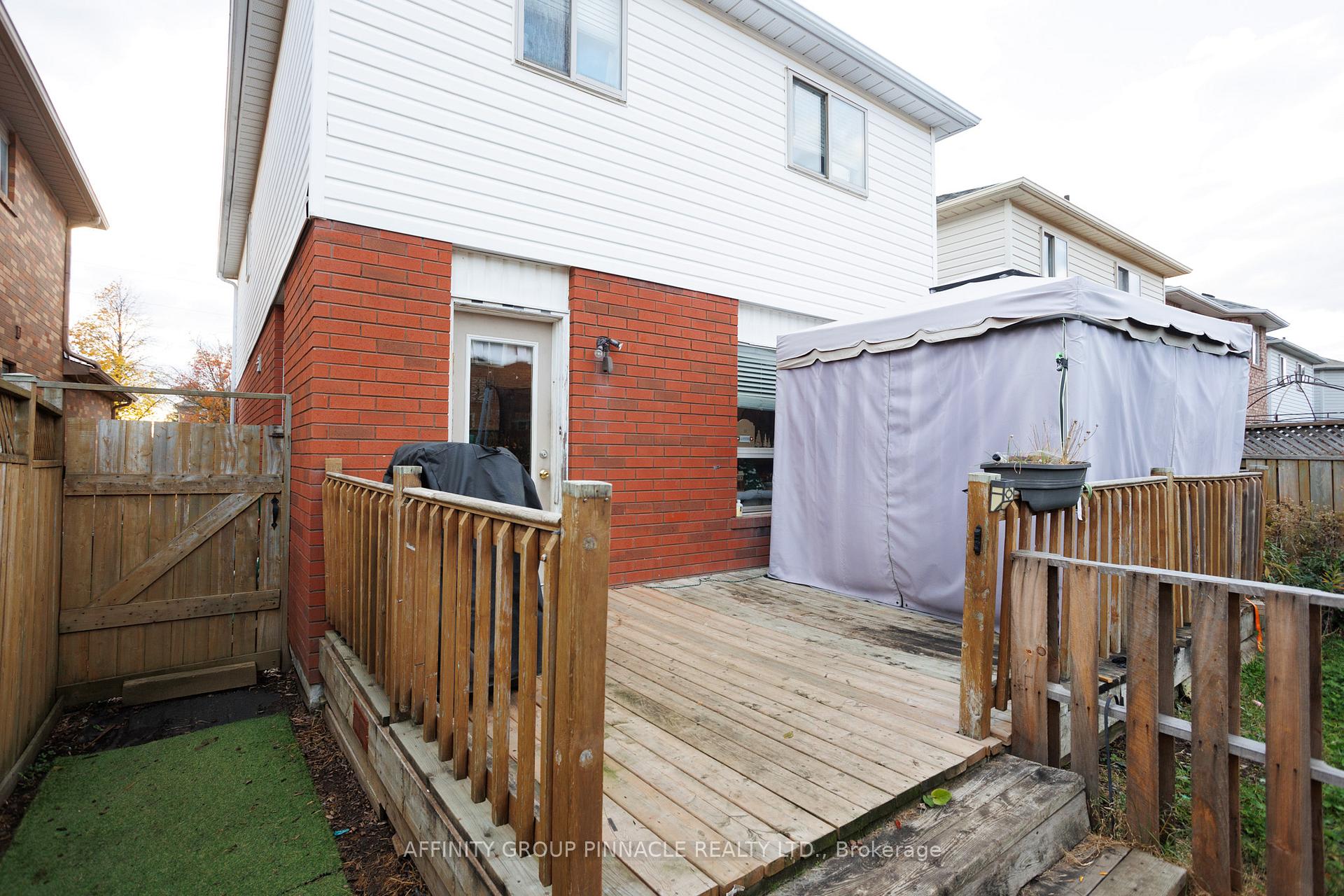 Photo 7 of 1511 Fieldgate Drive, Oshawa, Samac — HOMEH