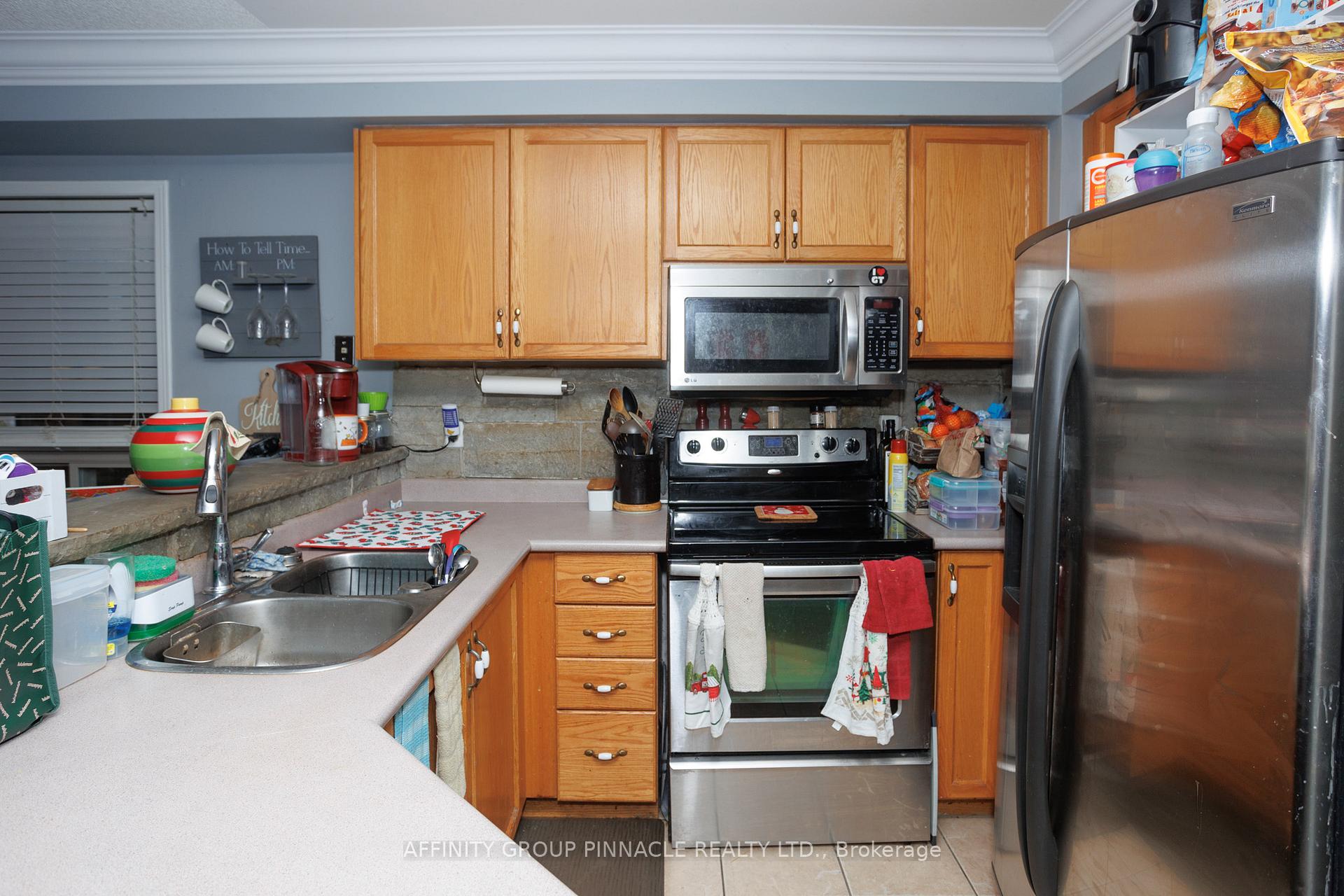 Photo 12 of 1511 Fieldgate Drive, Oshawa, Samac — HOMEH