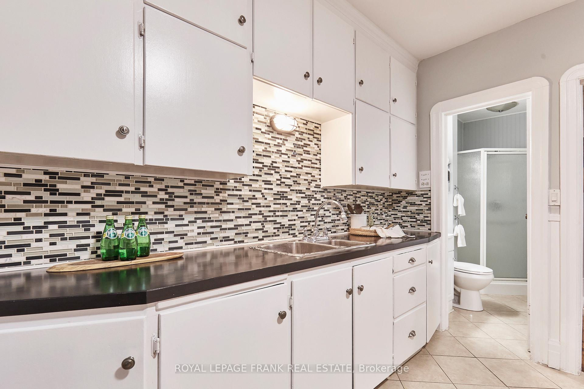 Photo 6 of 82 Nassau Street, Oshawa, Vanier — HOMEH