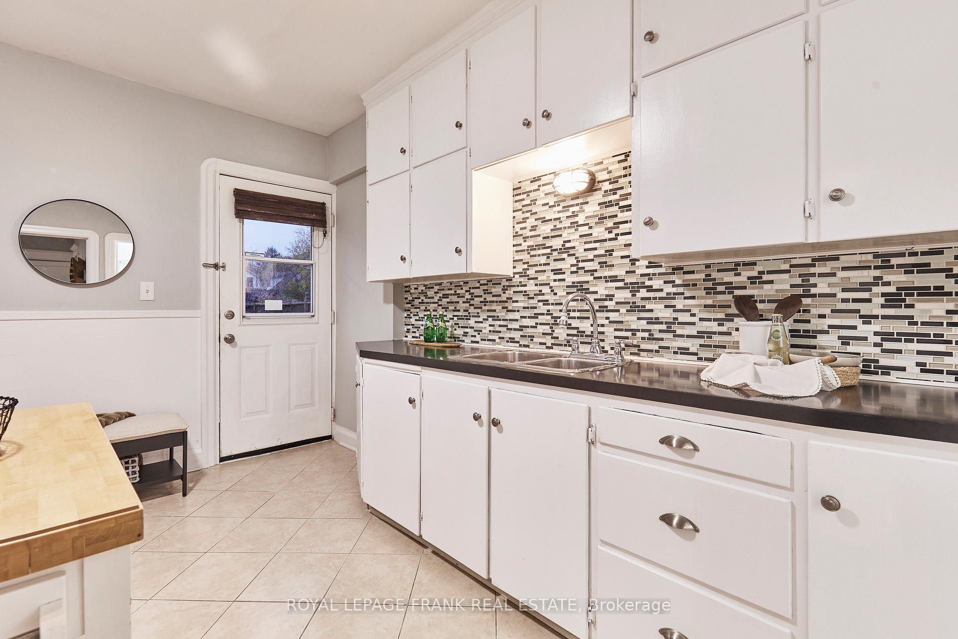 Photo 9 of 82 Nassau Street, Oshawa, Vanier — HOMEH