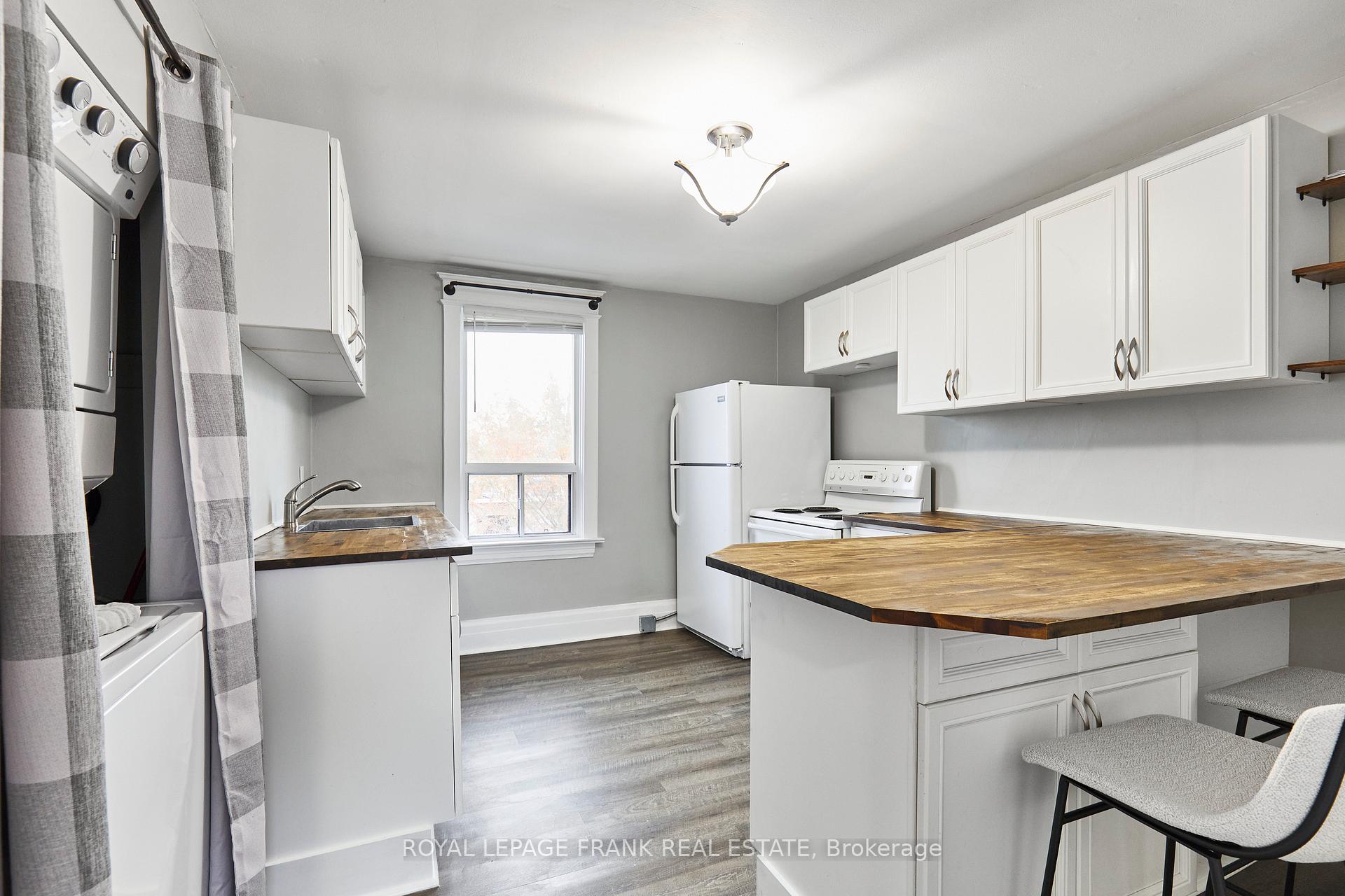 Photo 24 of 82 Nassau Street, Oshawa, Vanier — HOMEH