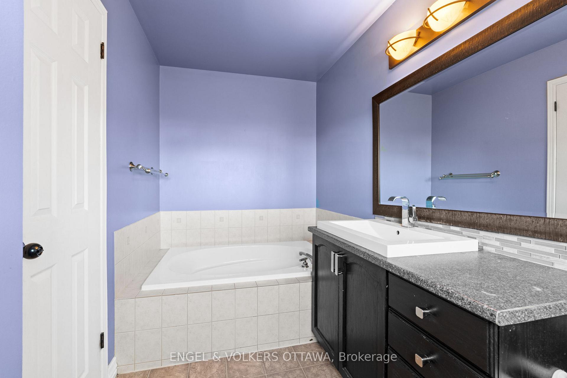 Photo 15 of 171 Harbour View Street, Ottawa, Barrhaven - Strandherd — HOMEH