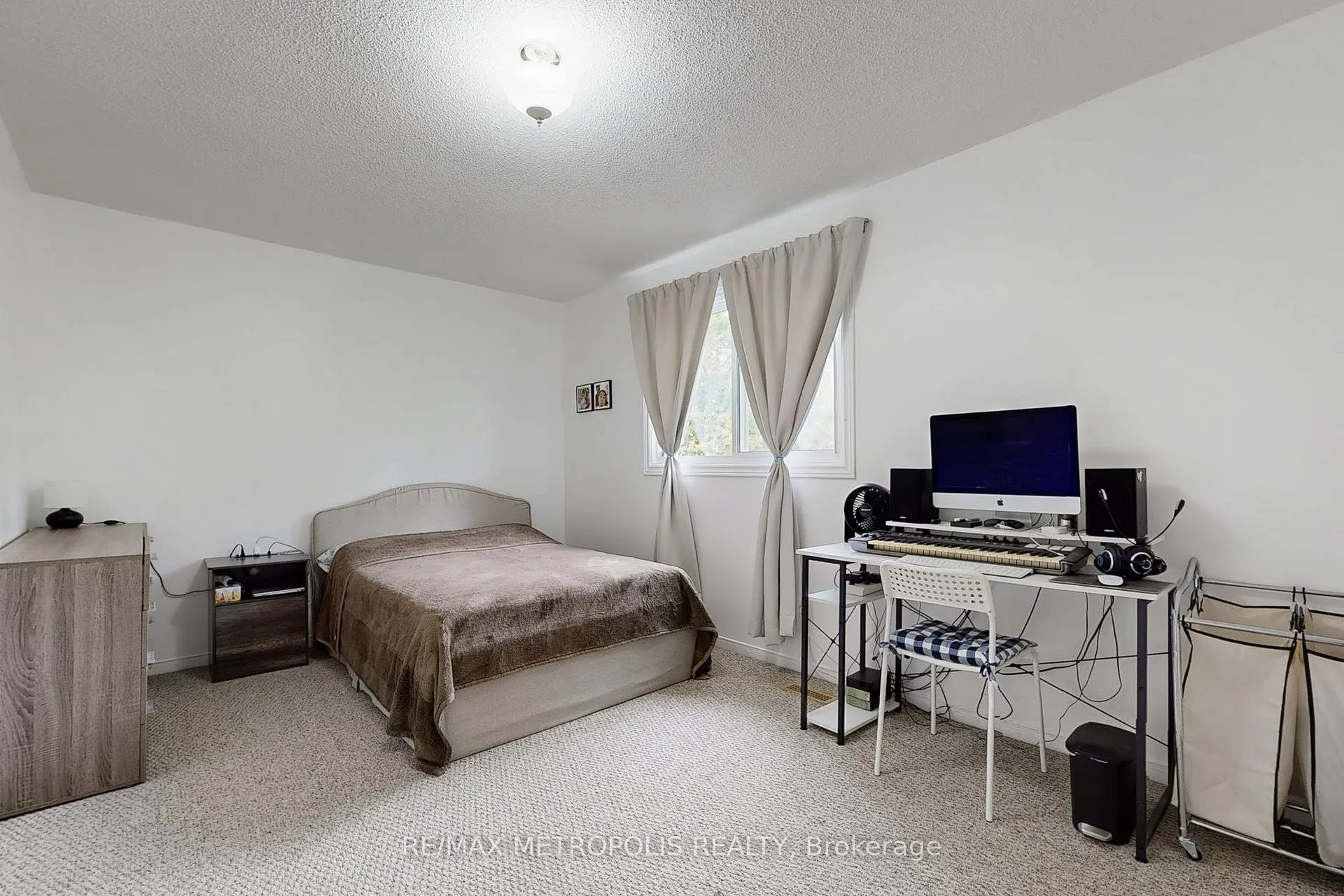 Photo 24 of 55 Garden Drive, Barrie, Allandale Heights — HOMEH
