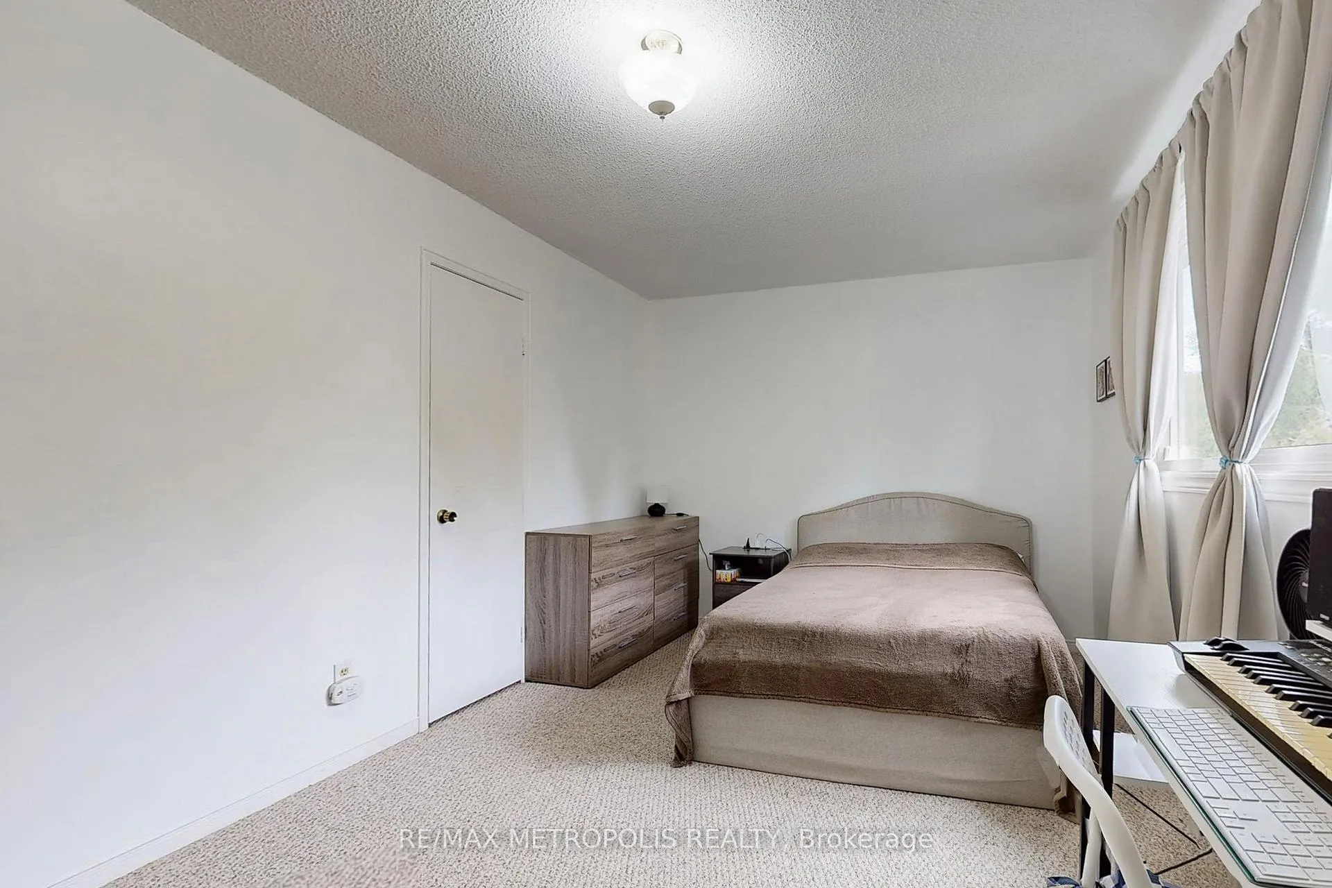 Photo 25 of 55 Garden Drive, Barrie, Allandale Heights — HOMEH