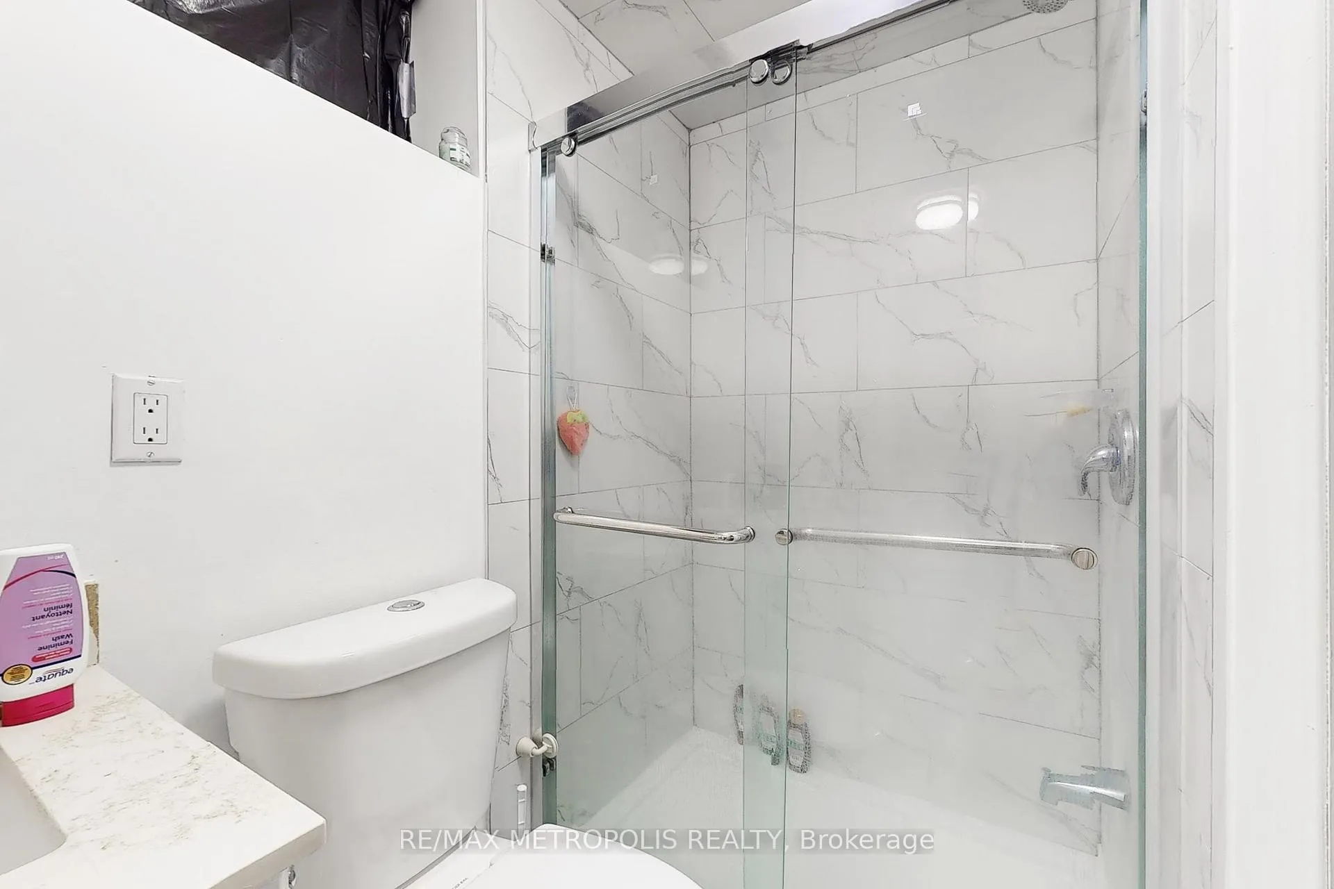 Photo 39 of 55 Garden Drive, Barrie, Allandale Heights — HOMEH