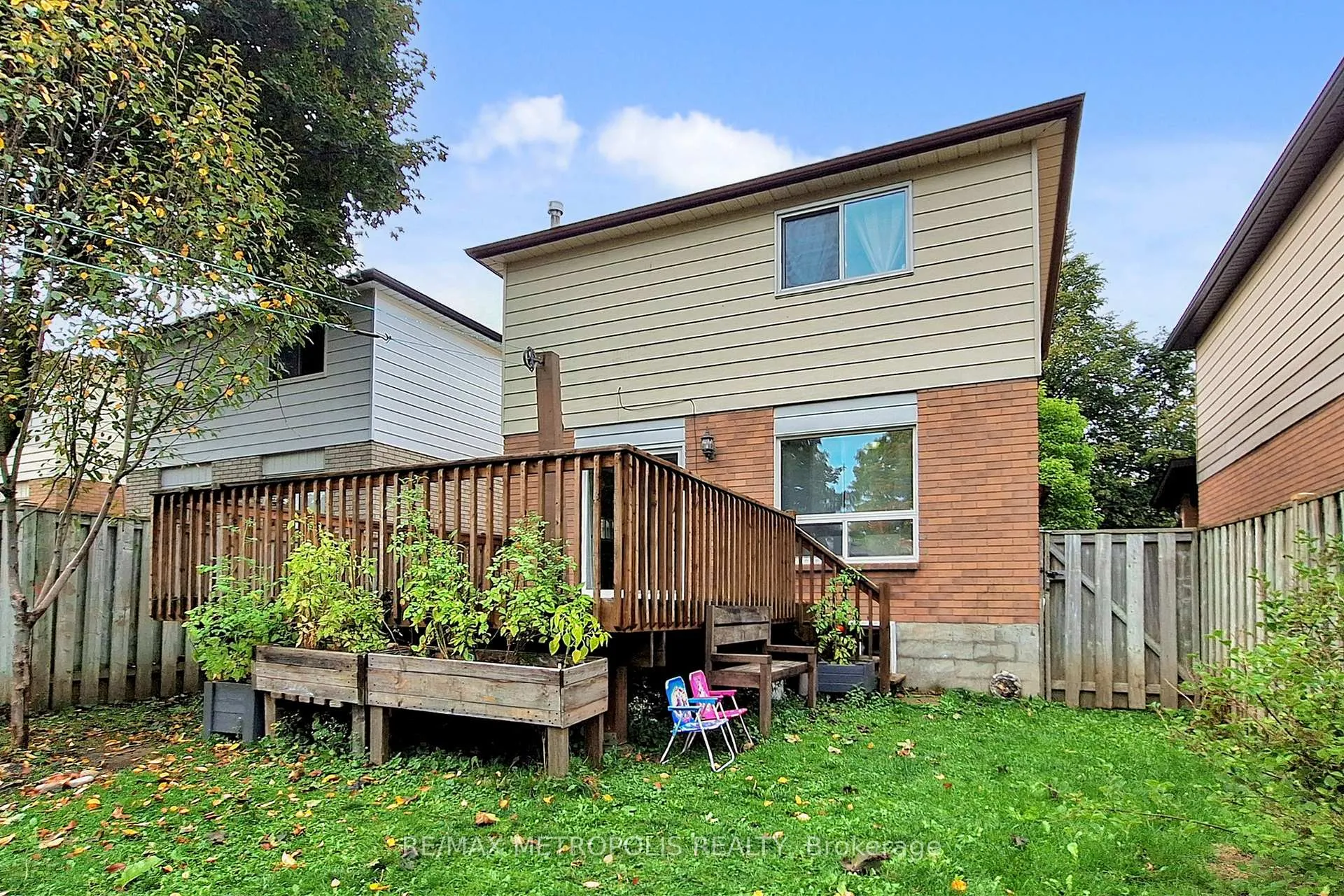 Photo 44 of 55 Garden Drive, Barrie, Allandale Heights — HOMEH