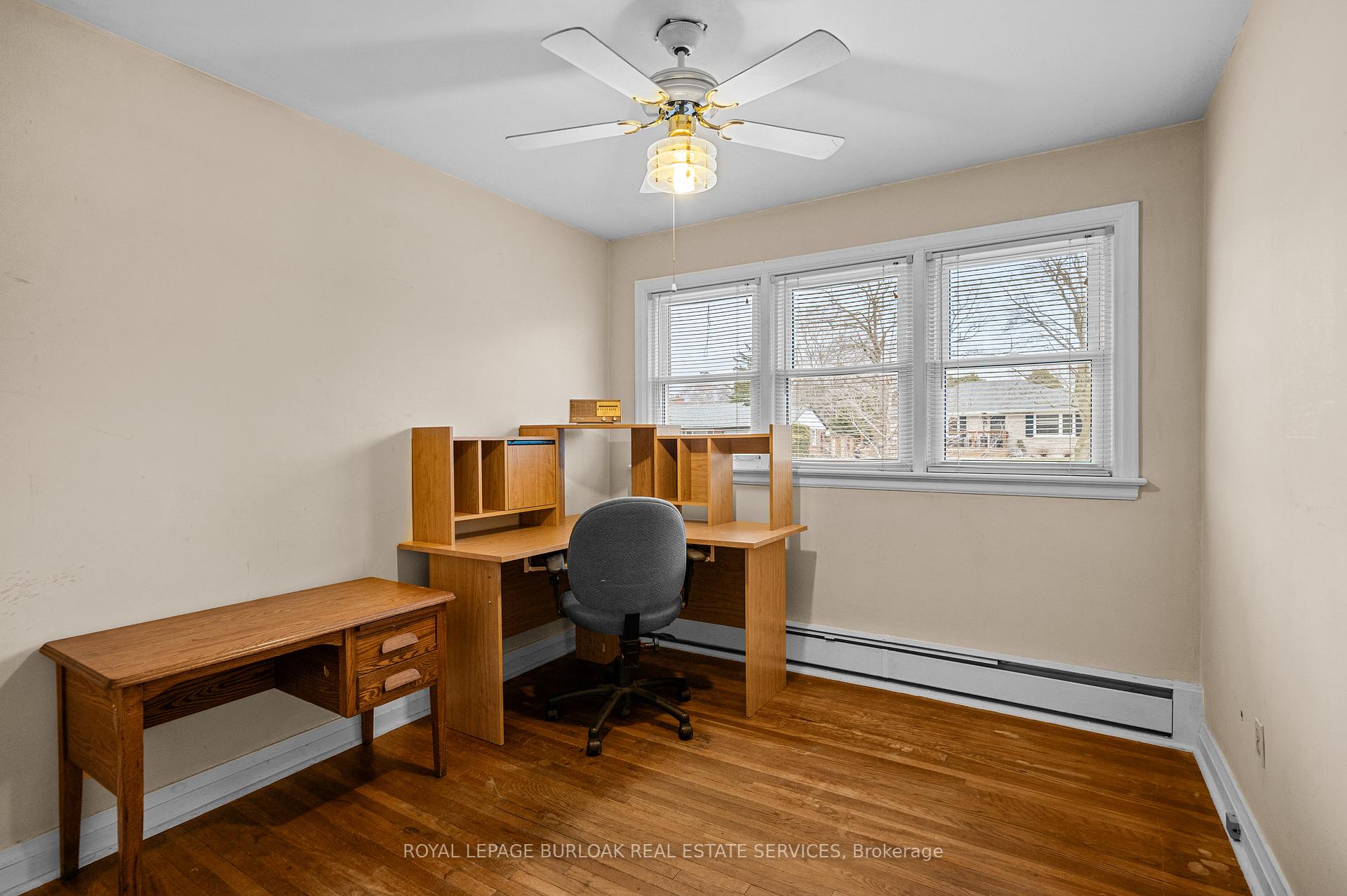 Photo 12 of 948 Easterbrook Avenue, Burlington, Bayview — HOMEH