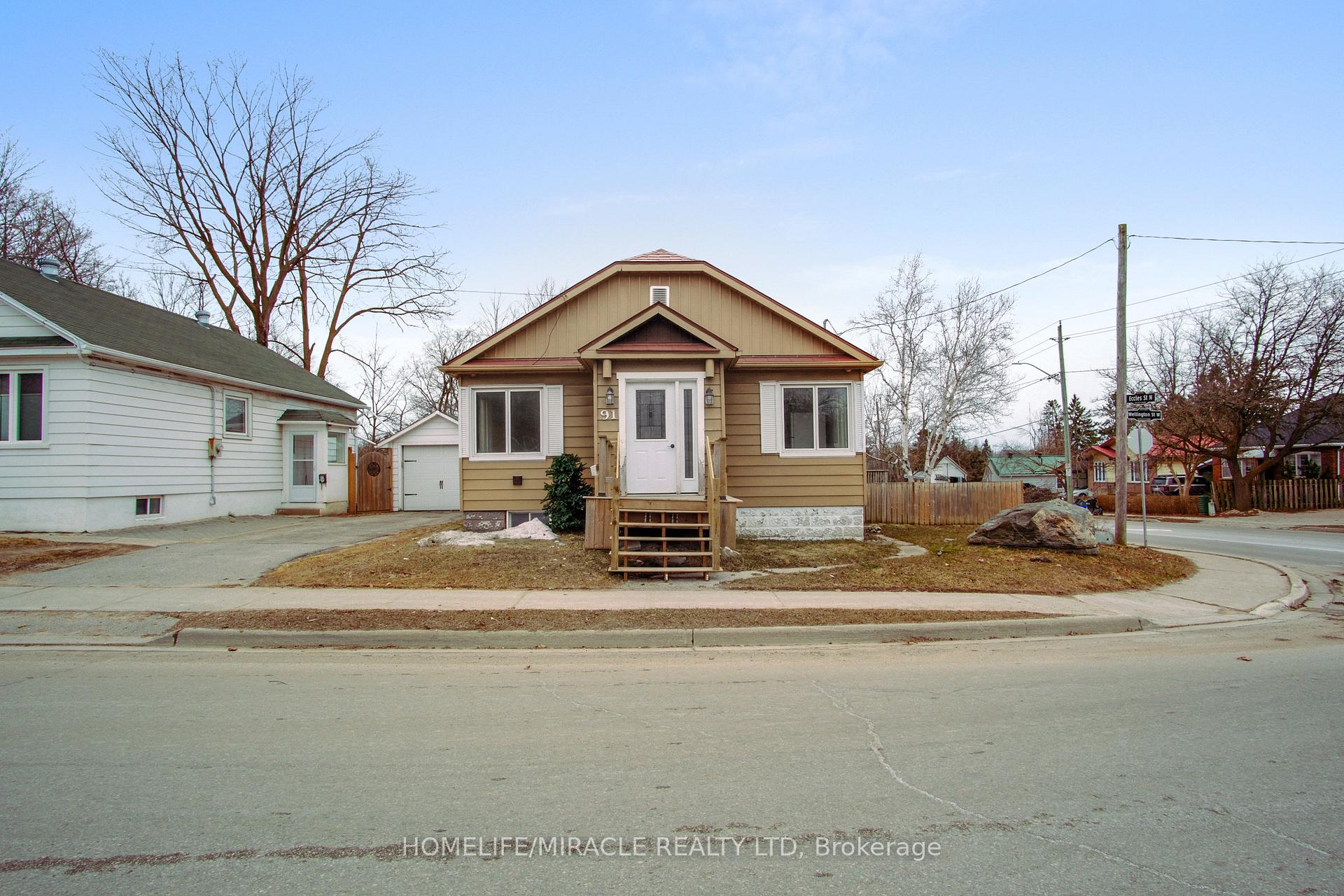 Front of 91 Wellington Street W