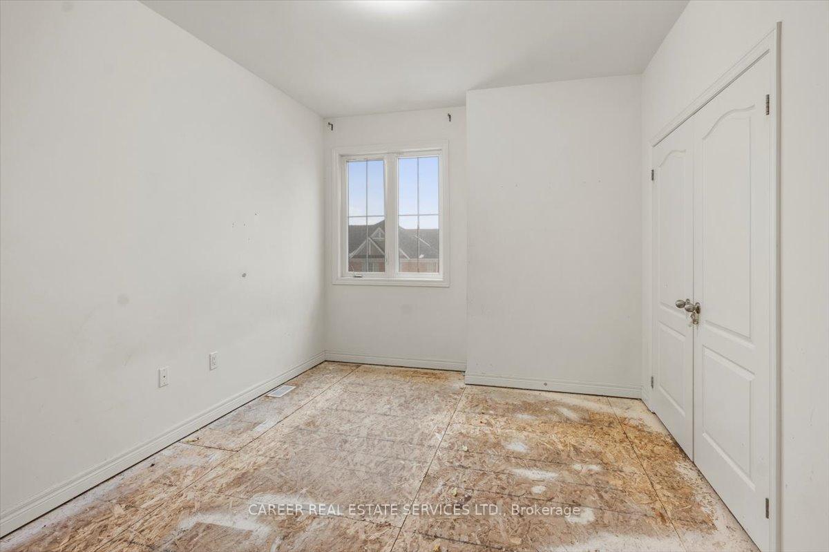 Photo 17 of 1121 Greenhill Avenue, Oshawa, Taunton — HOMEH