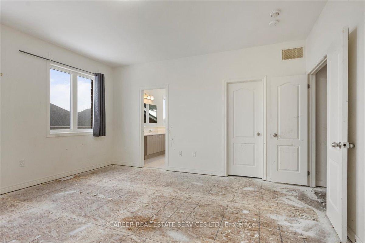 Photo 23 of 1121 Greenhill Avenue, Oshawa, Taunton — HOMEH