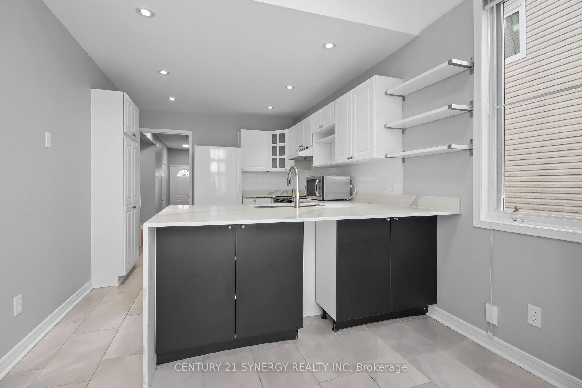 Photo 12 of 24 Avonhurst Avenue, Ottawa, Barrhaven - Longfields — HOMEH