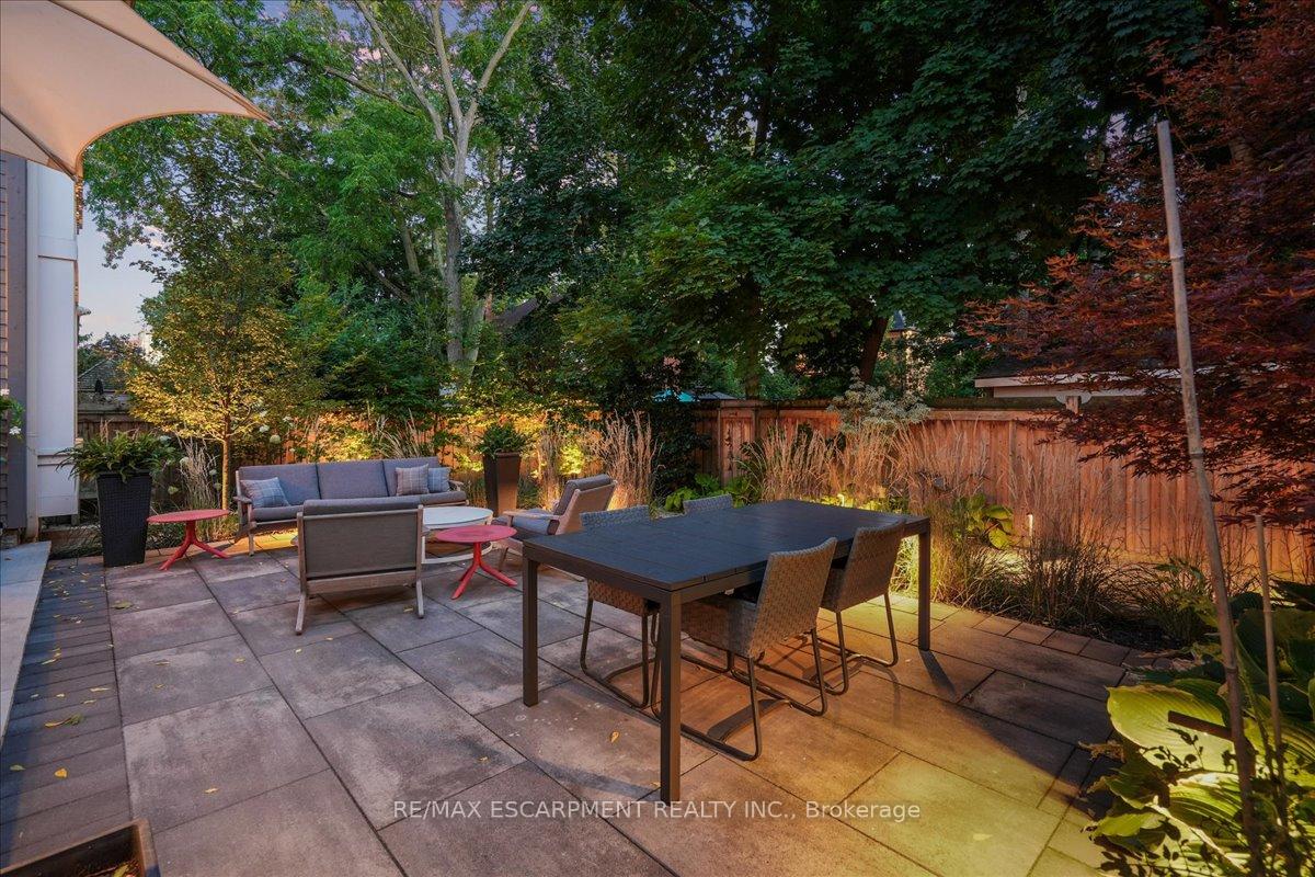 Photo 45 of 534 Emerald Street, Burlington, Brant — HOMEH