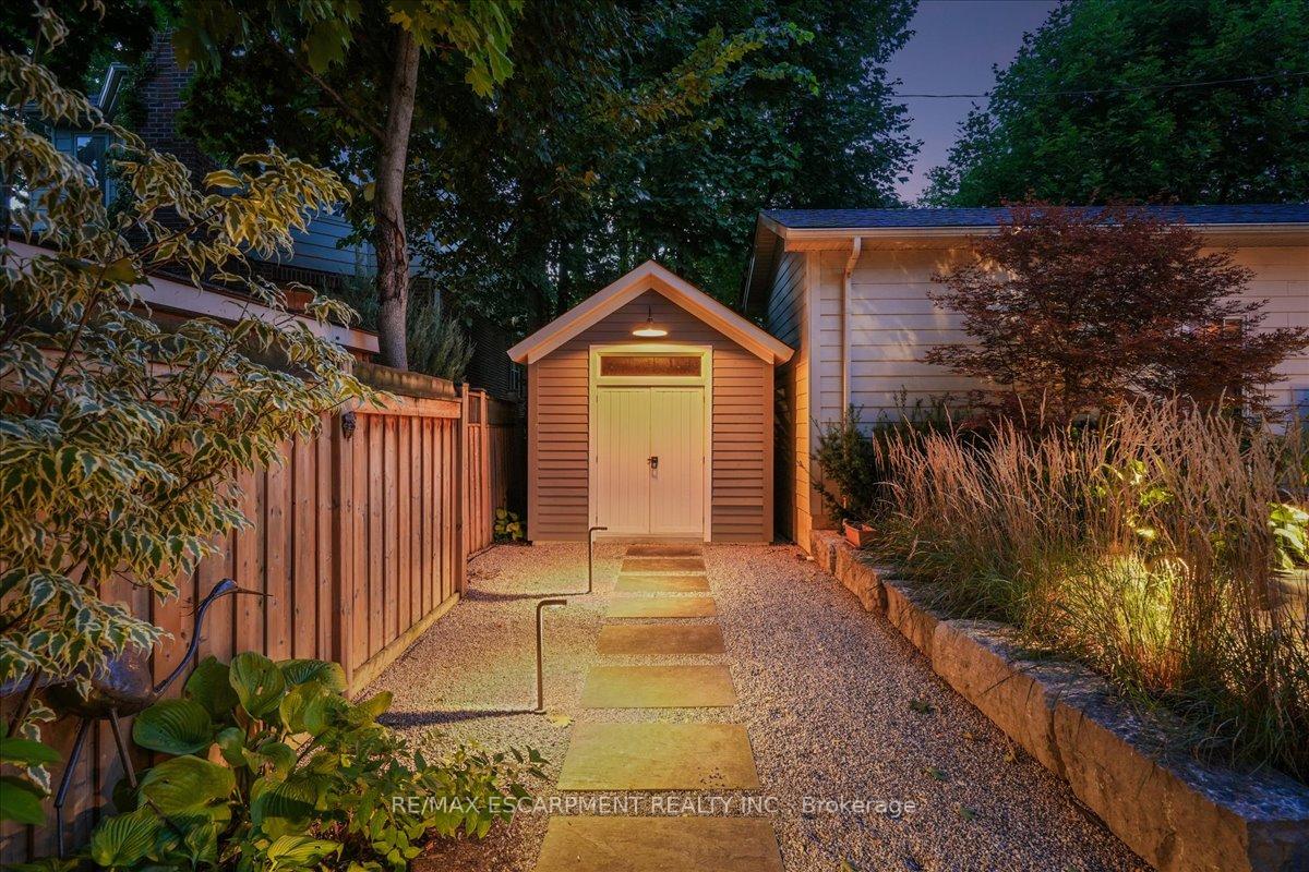 Photo 46 of 534 Emerald Street, Burlington, Brant — HOMEH