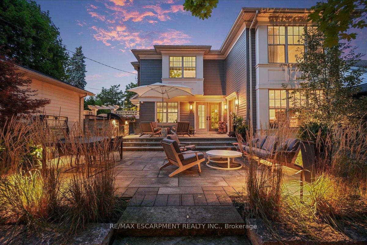 Photo 49 of 534 Emerald Street, Burlington, Brant — HOMEH