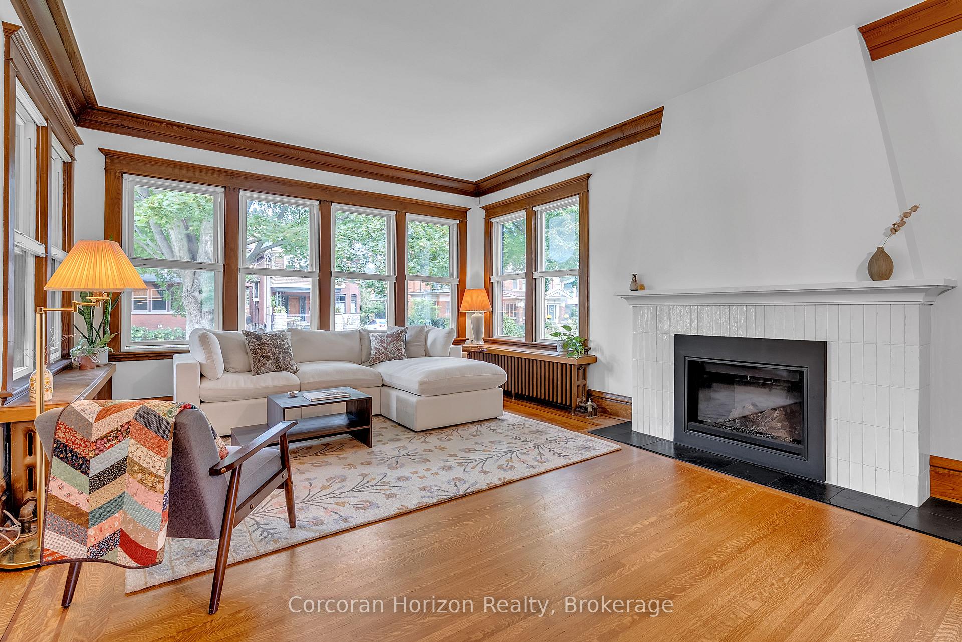 Photo 7 of 121 St Clair Avenue, Hamilton, St. Clair — HOMEH