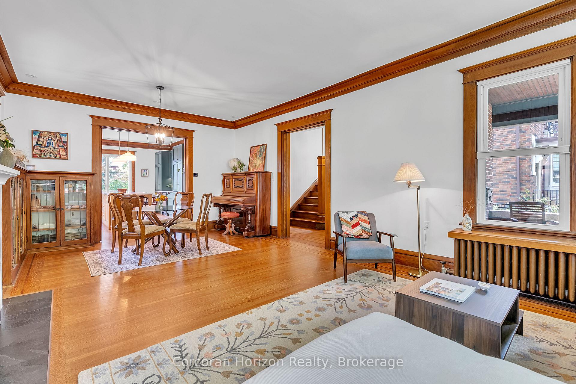 Photo 9 of 121 St Clair Avenue, Hamilton, St. Clair — HOMEH