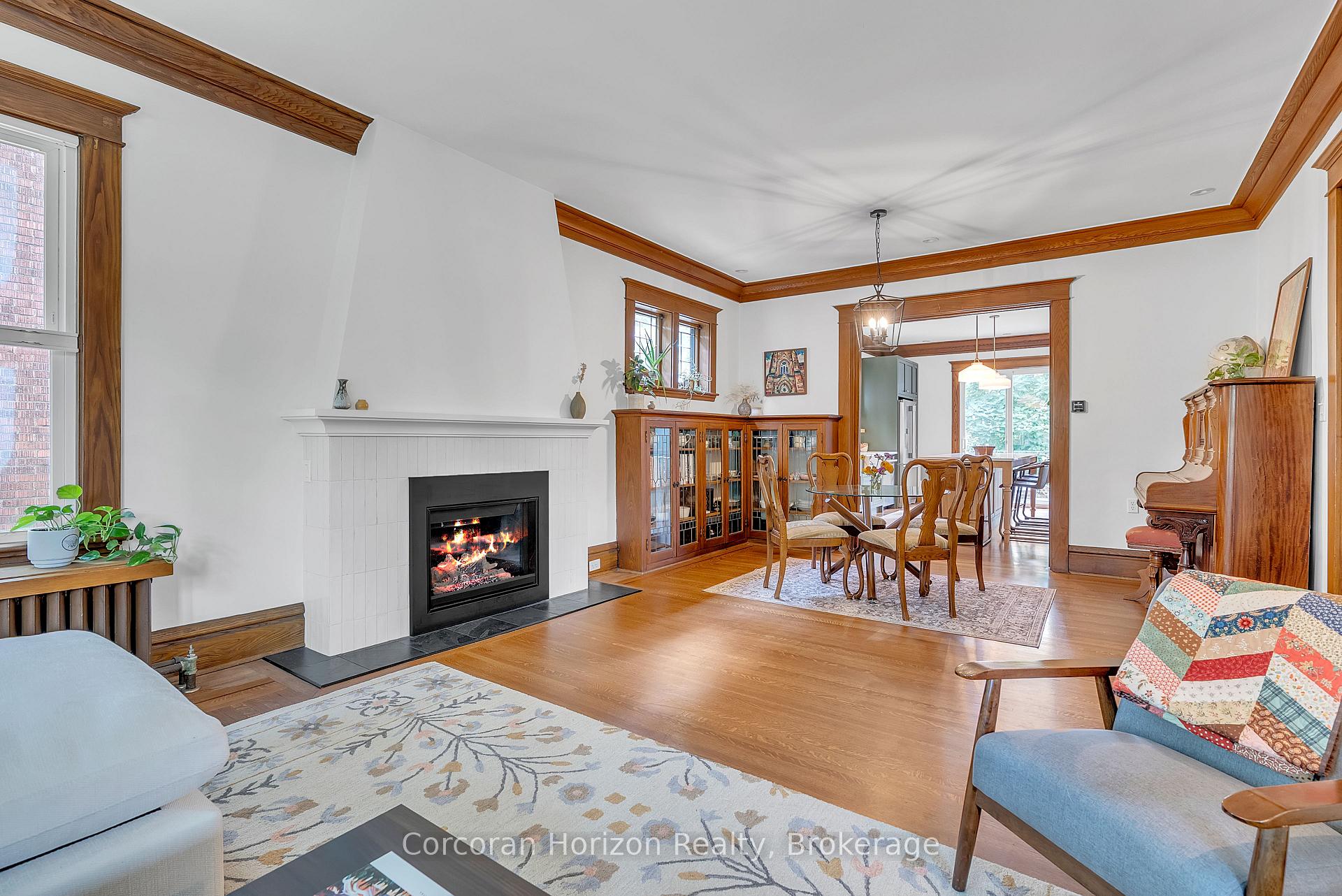 Photo 10 of 121 St Clair Avenue, Hamilton, St. Clair — HOMEH