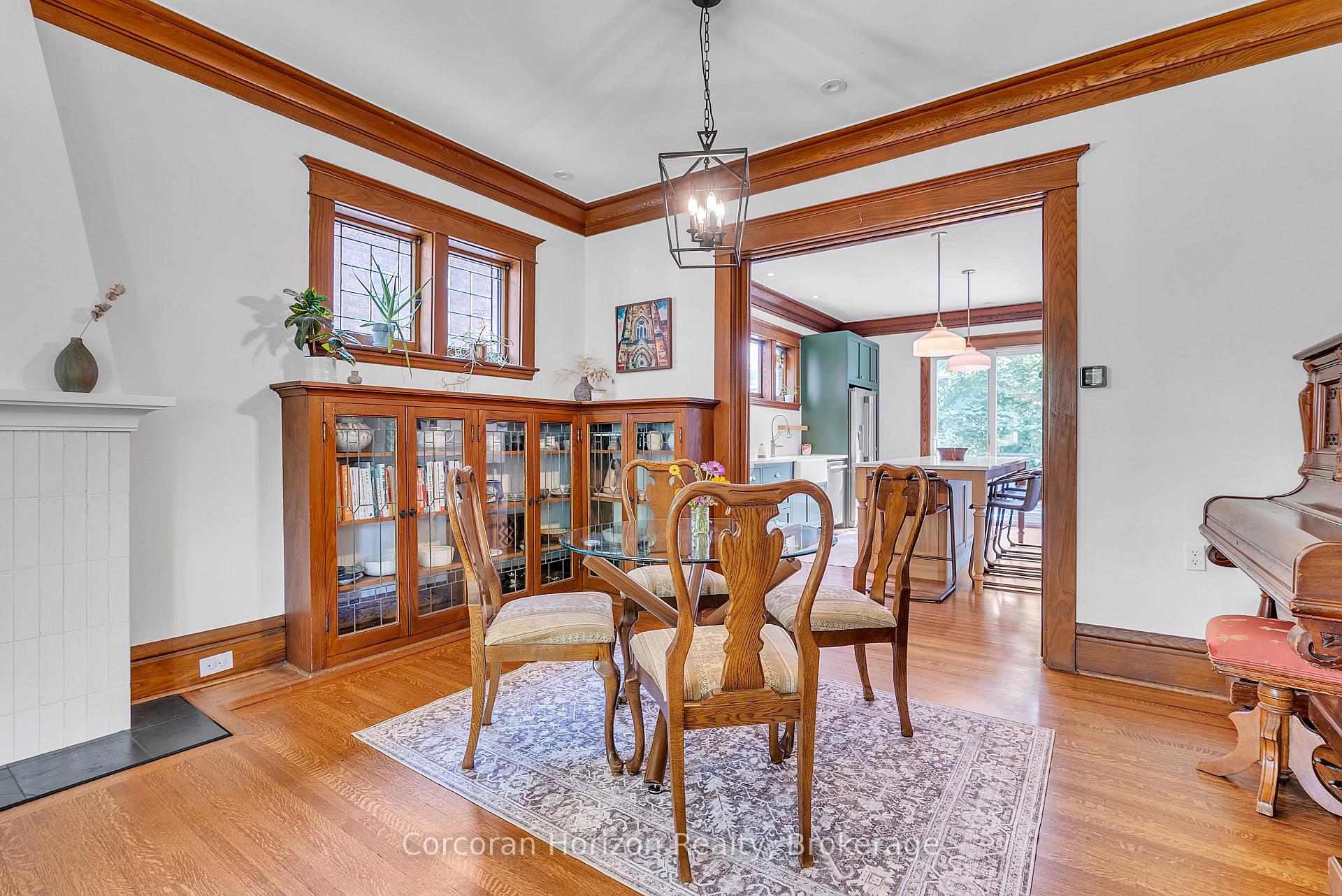 Photo 11 of 121 St Clair Avenue, Hamilton, St. Clair — HOMEH