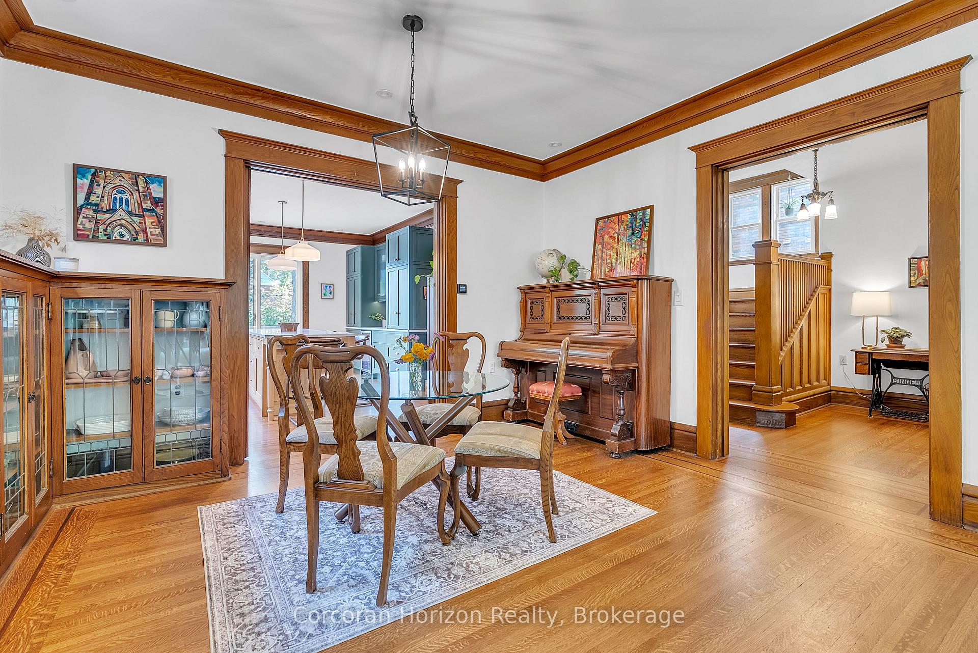 Photo 12 of 121 St Clair Avenue, Hamilton, St. Clair — HOMEH