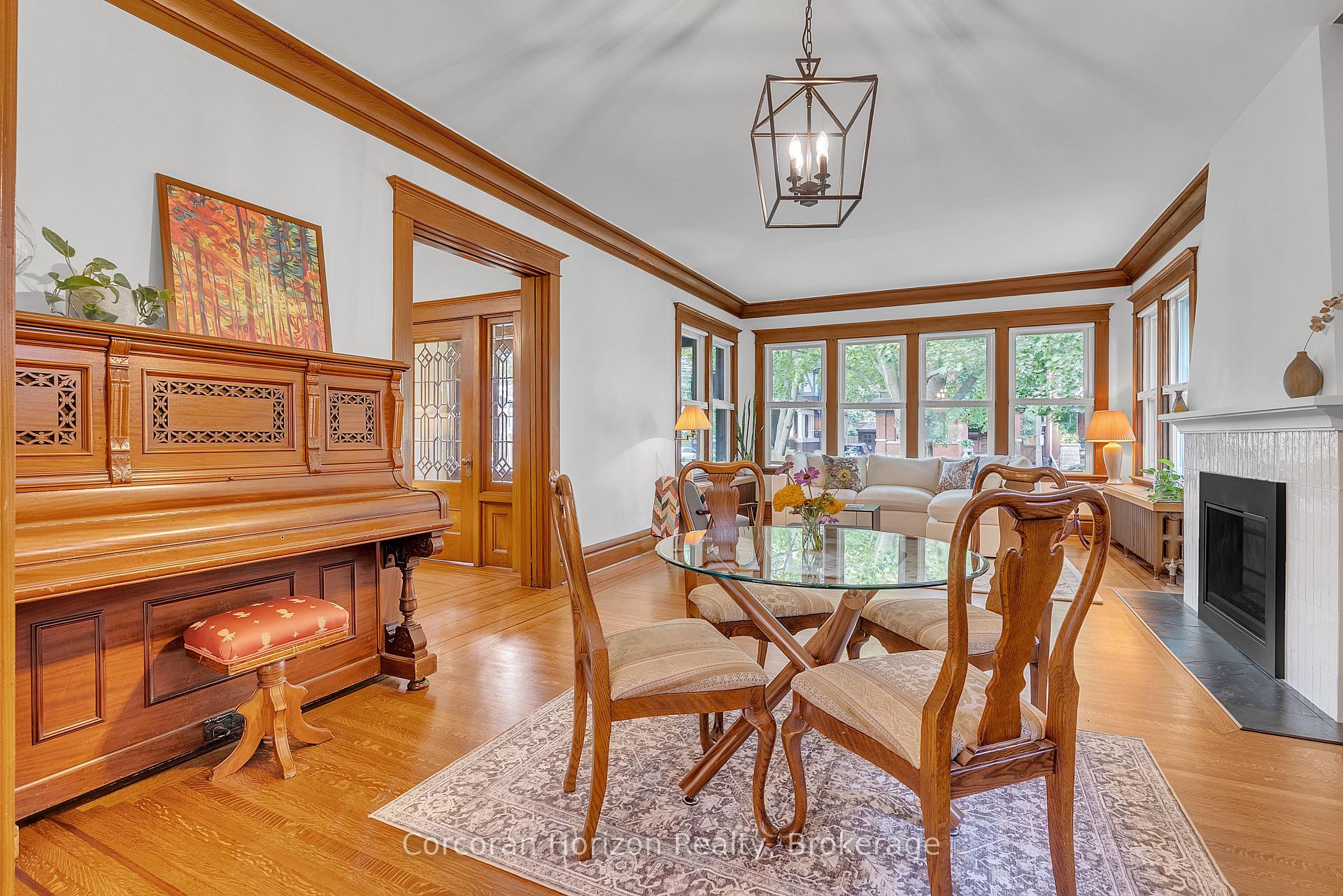 Photo 13 of 121 St Clair Avenue, Hamilton, St. Clair — HOMEH
