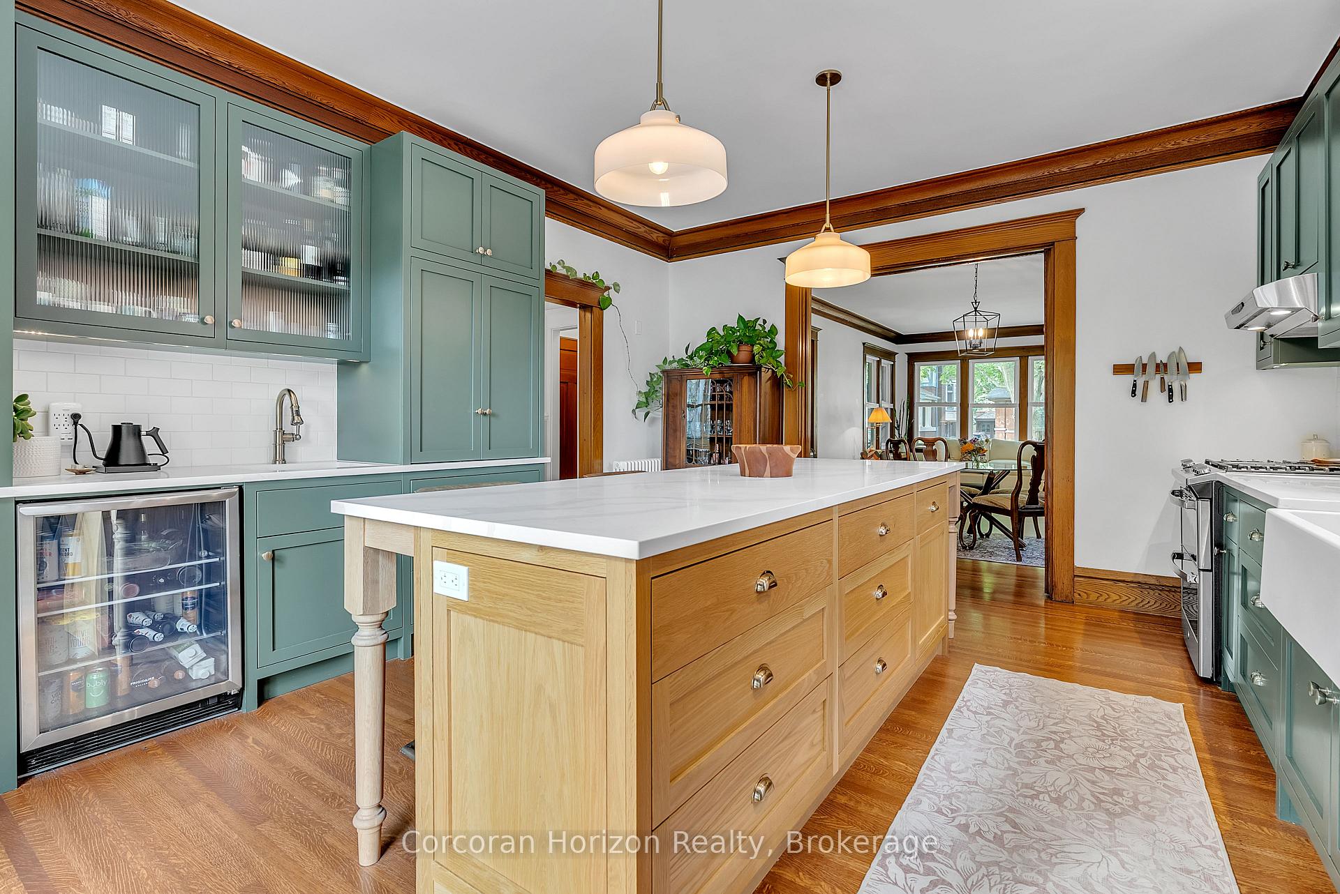 Photo 17 of 121 St Clair Avenue, Hamilton, St. Clair — HOMEH