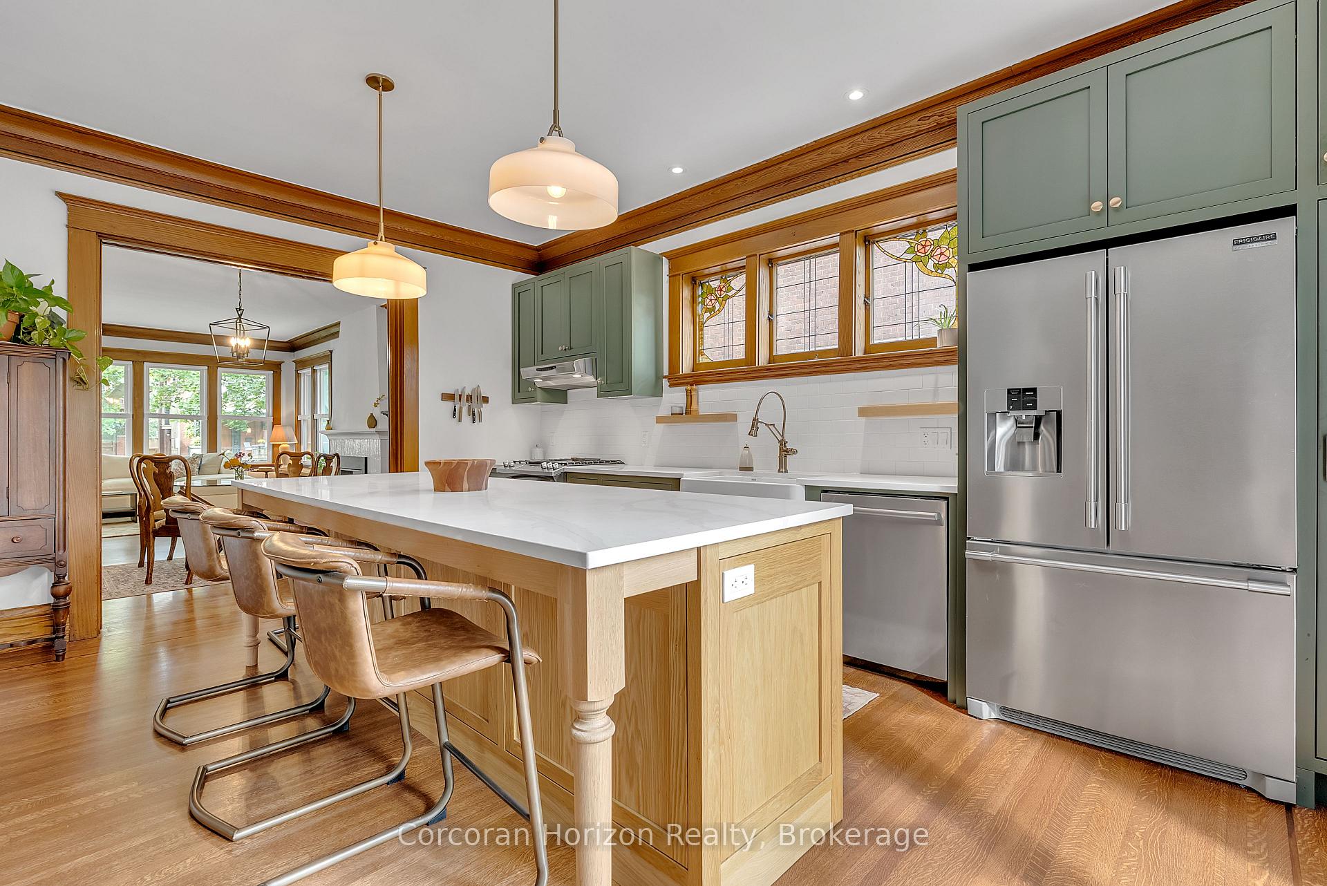 Photo 19 of 121 St Clair Avenue, Hamilton, St. Clair — HOMEH