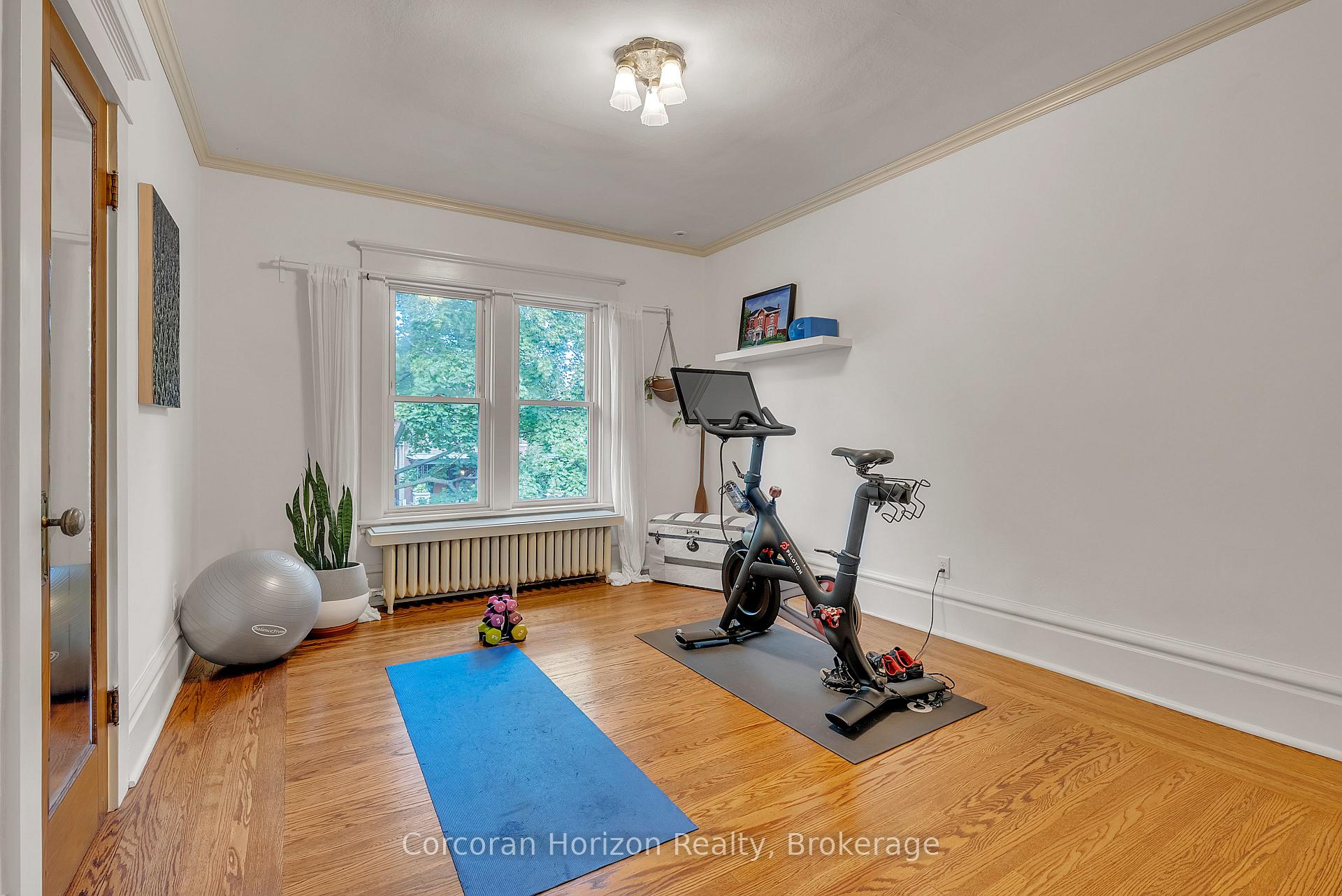Photo 27 of 121 St Clair Avenue, Hamilton, St. Clair — HOMEH