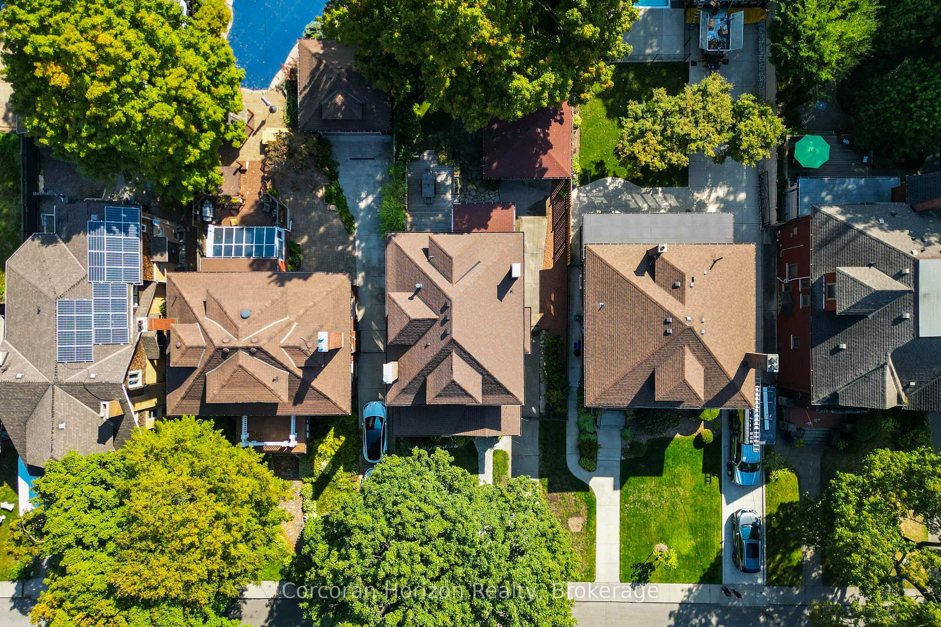 Photo 44 of 121 St Clair Avenue, Hamilton, St. Clair — HOMEH
