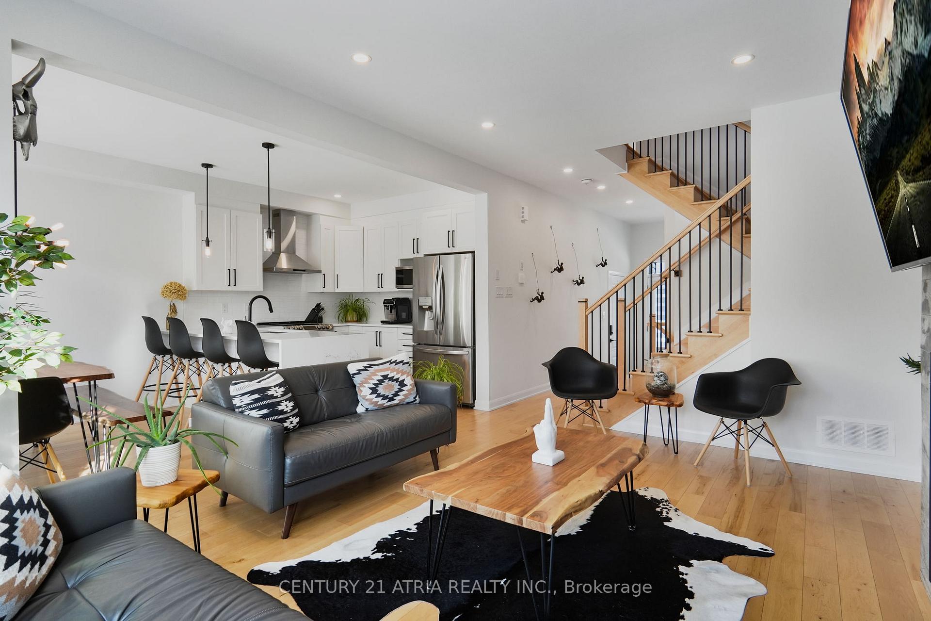 Photo 10 of 136 Robin Easey Avenue, Ottawa, Barrhaven - Half Moon Bay — HOMEH