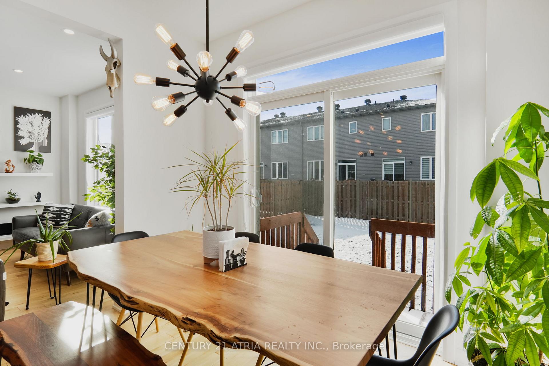 Photo 16 of 136 Robin Easey Avenue, Ottawa, Barrhaven - Half Moon Bay — HOMEH
